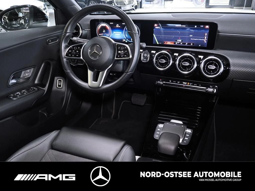 Mercedes-Benz A-Klasse 180 d STYLE LIM LED KAMERA SHZ TEMPOMAT Style