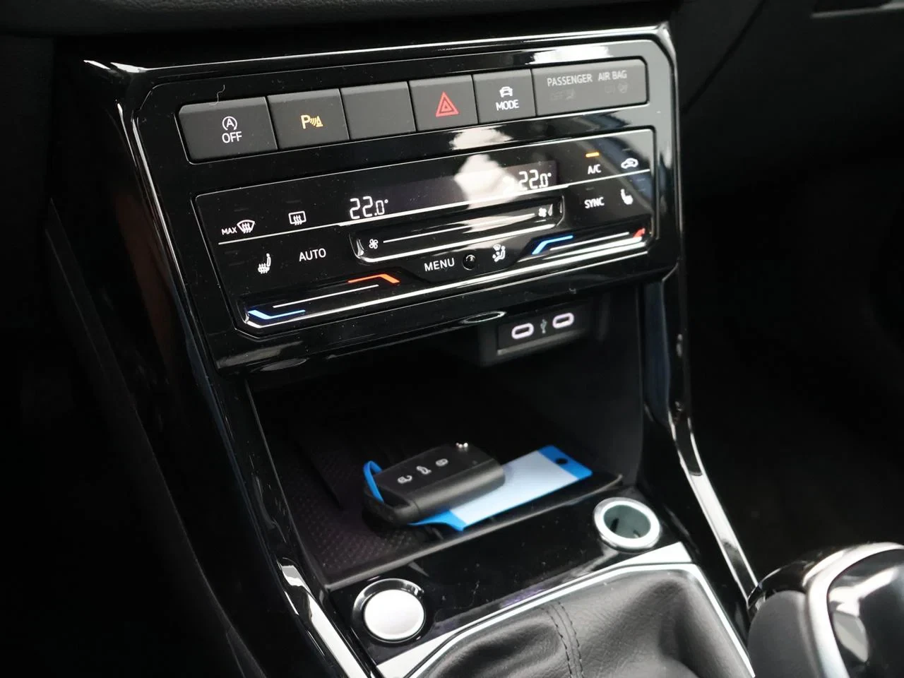 Volkswagen T-Cross 1.0 TSI Style Business Premium OPF DSG *DEMO*