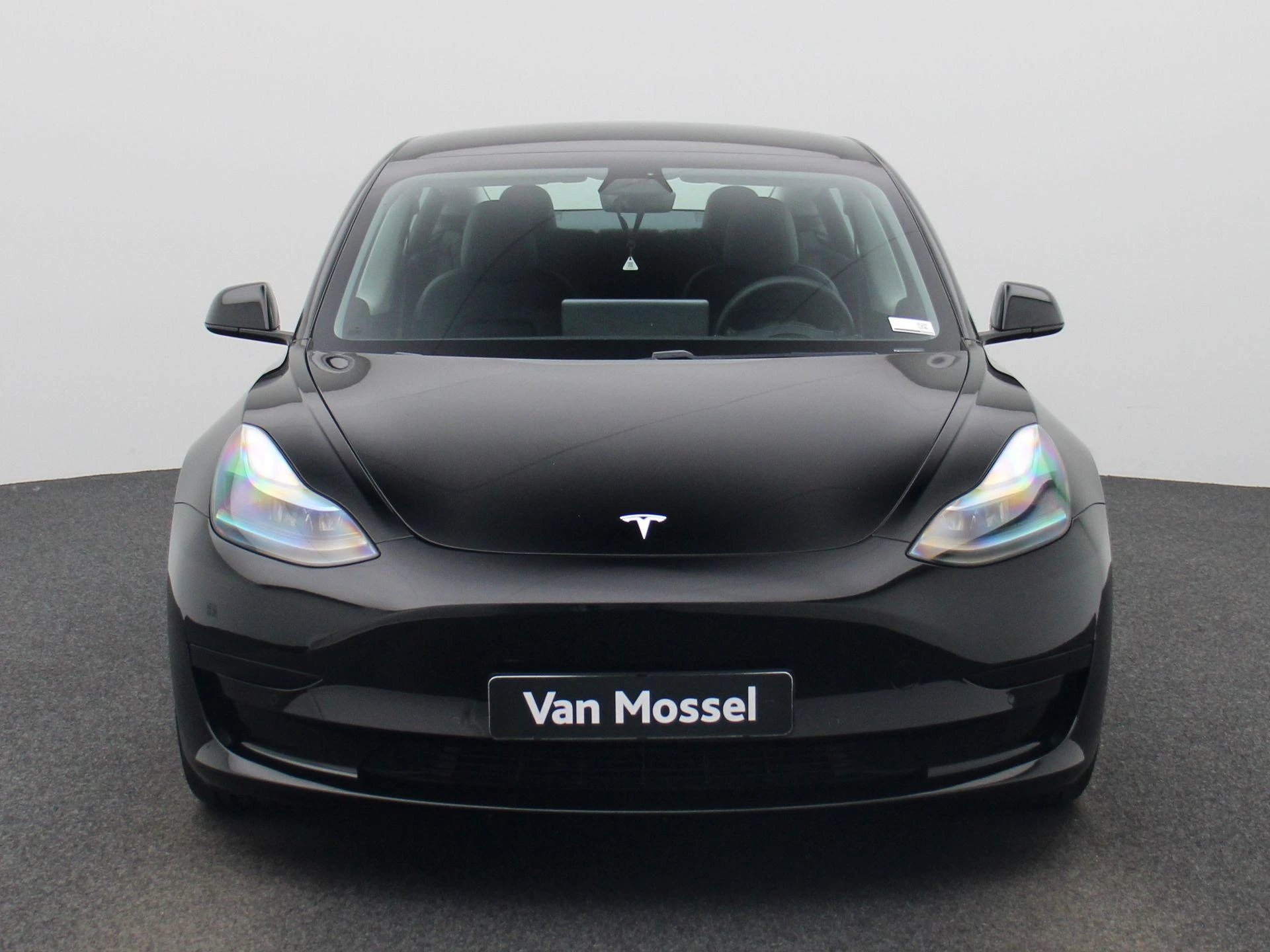 Tesla Model 3 Standard RWD Plus 60 kWh