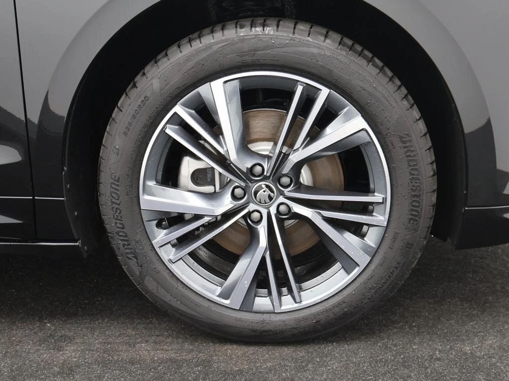 Škoda-Enyaq Coupe-image-9