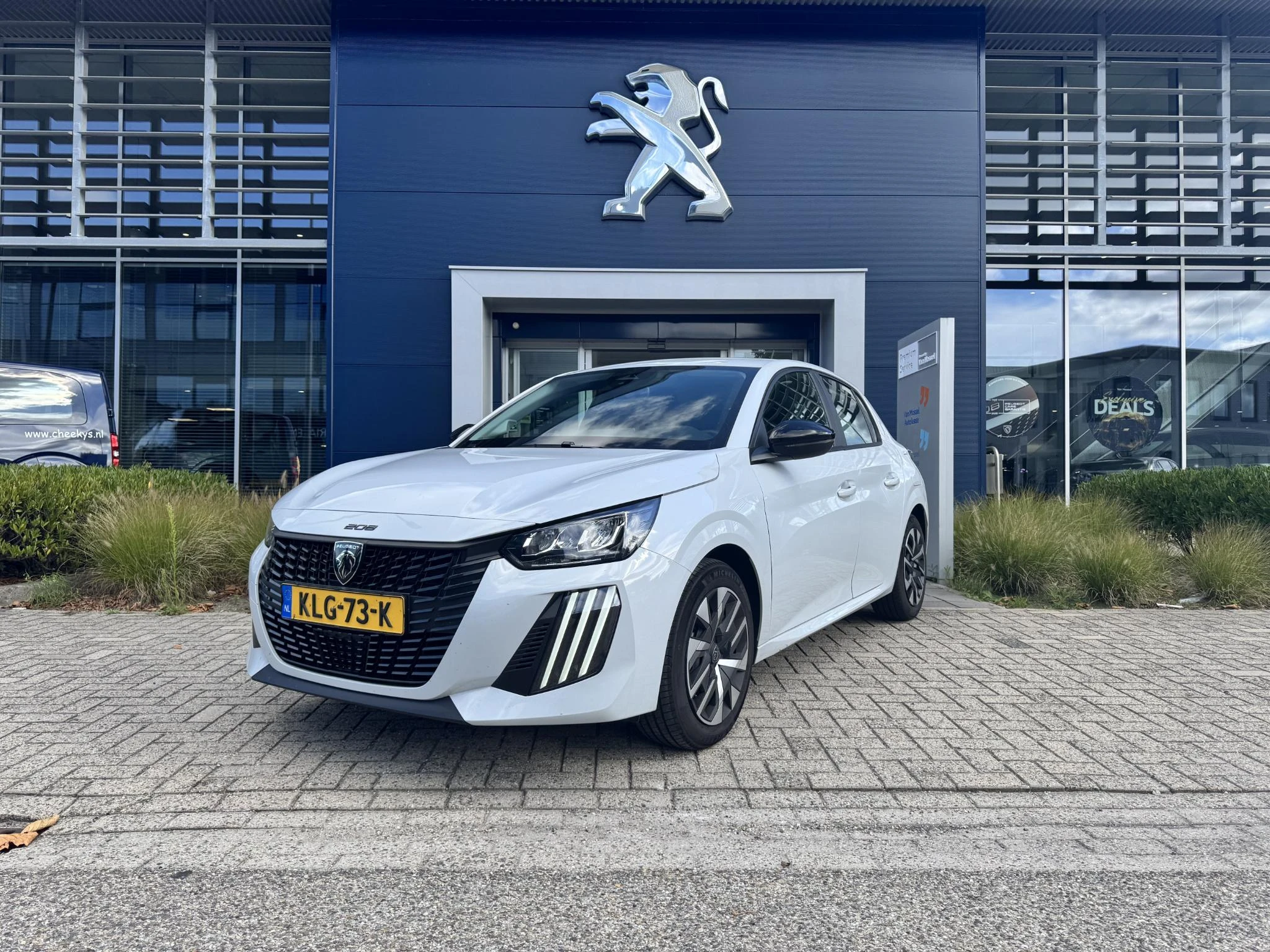 Peugeot-208-image-13