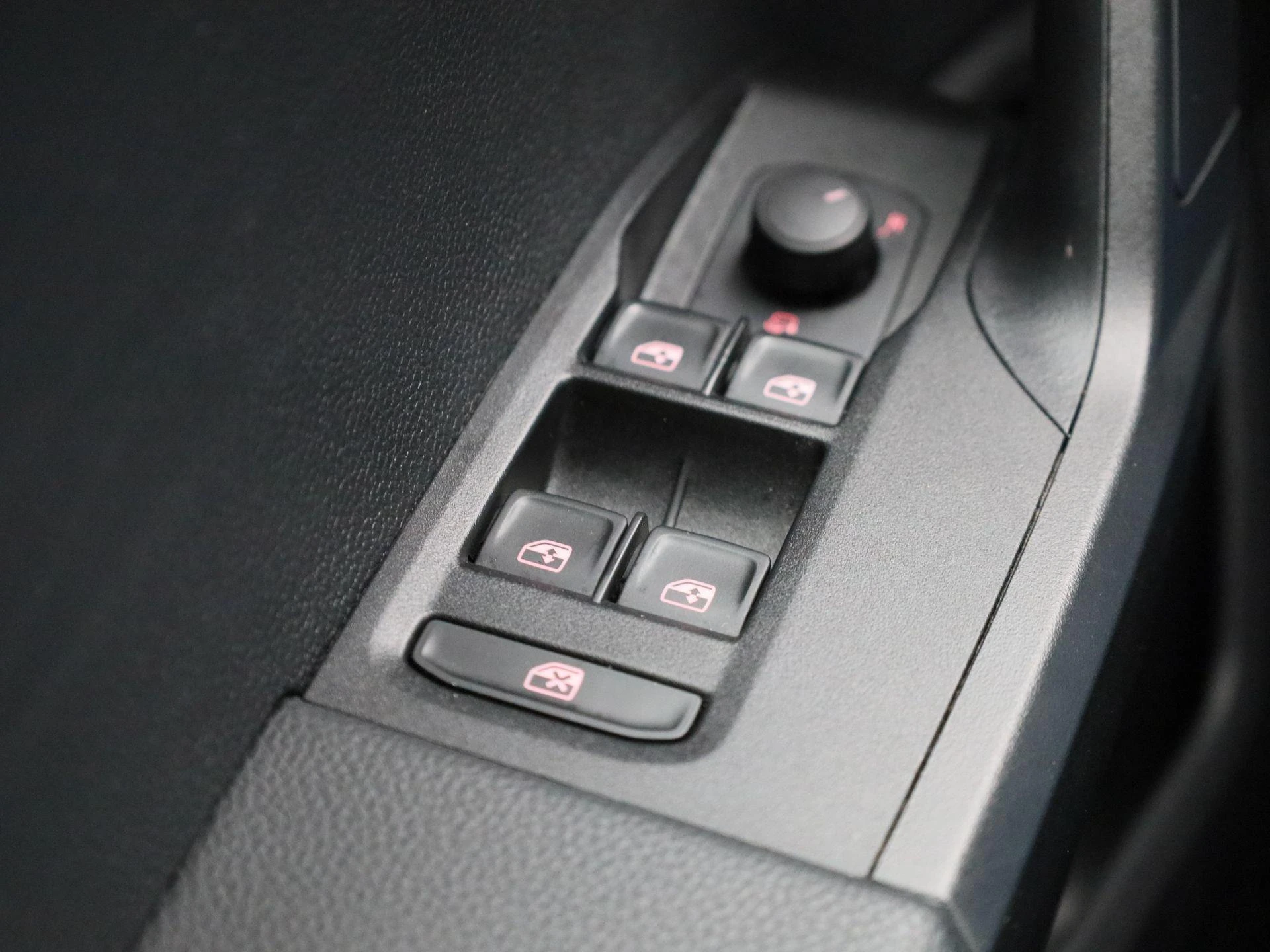 SEAT-Ibiza-image-28