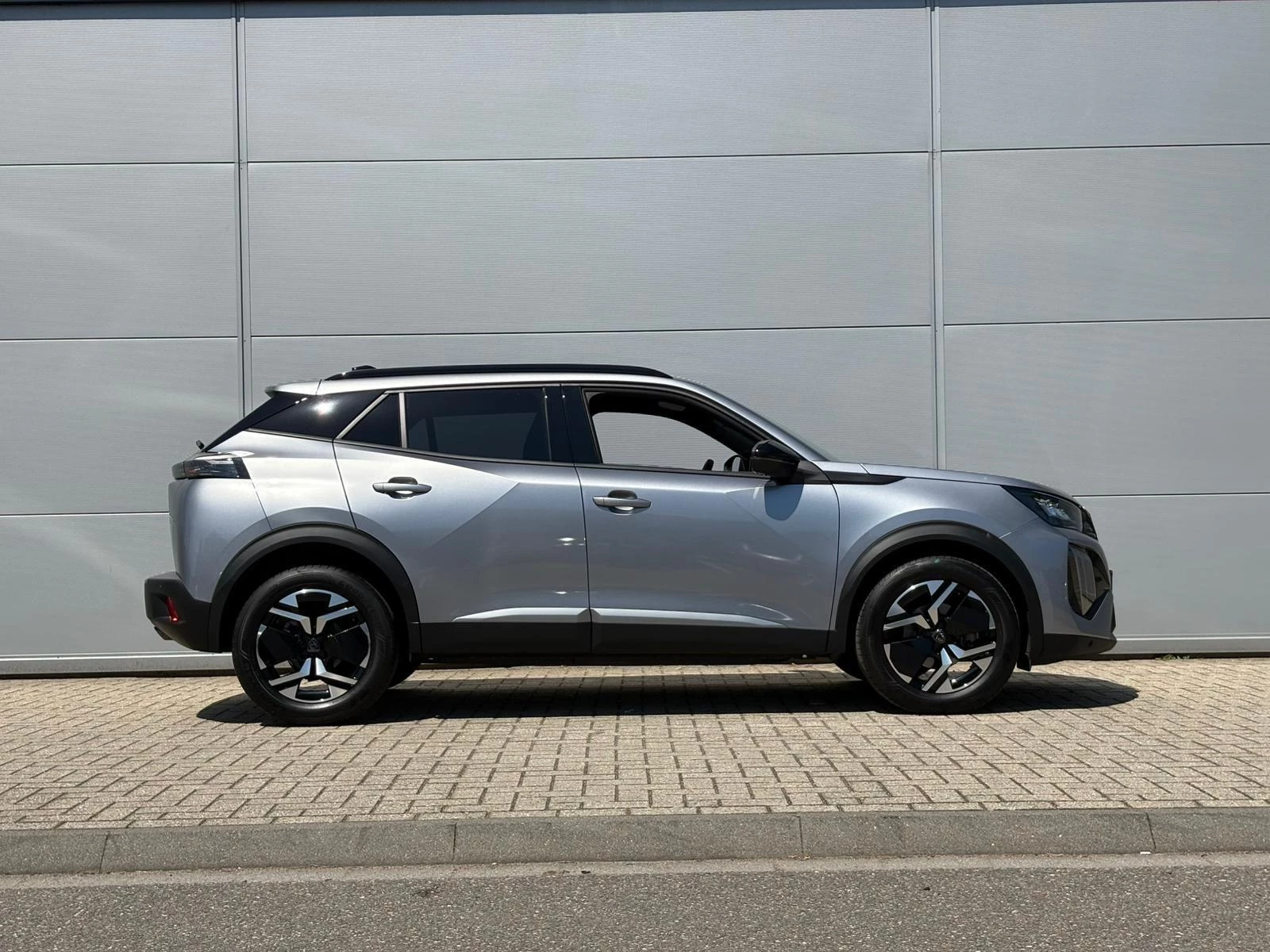Peugeot 2008 1.2 PureTech 100 Allure