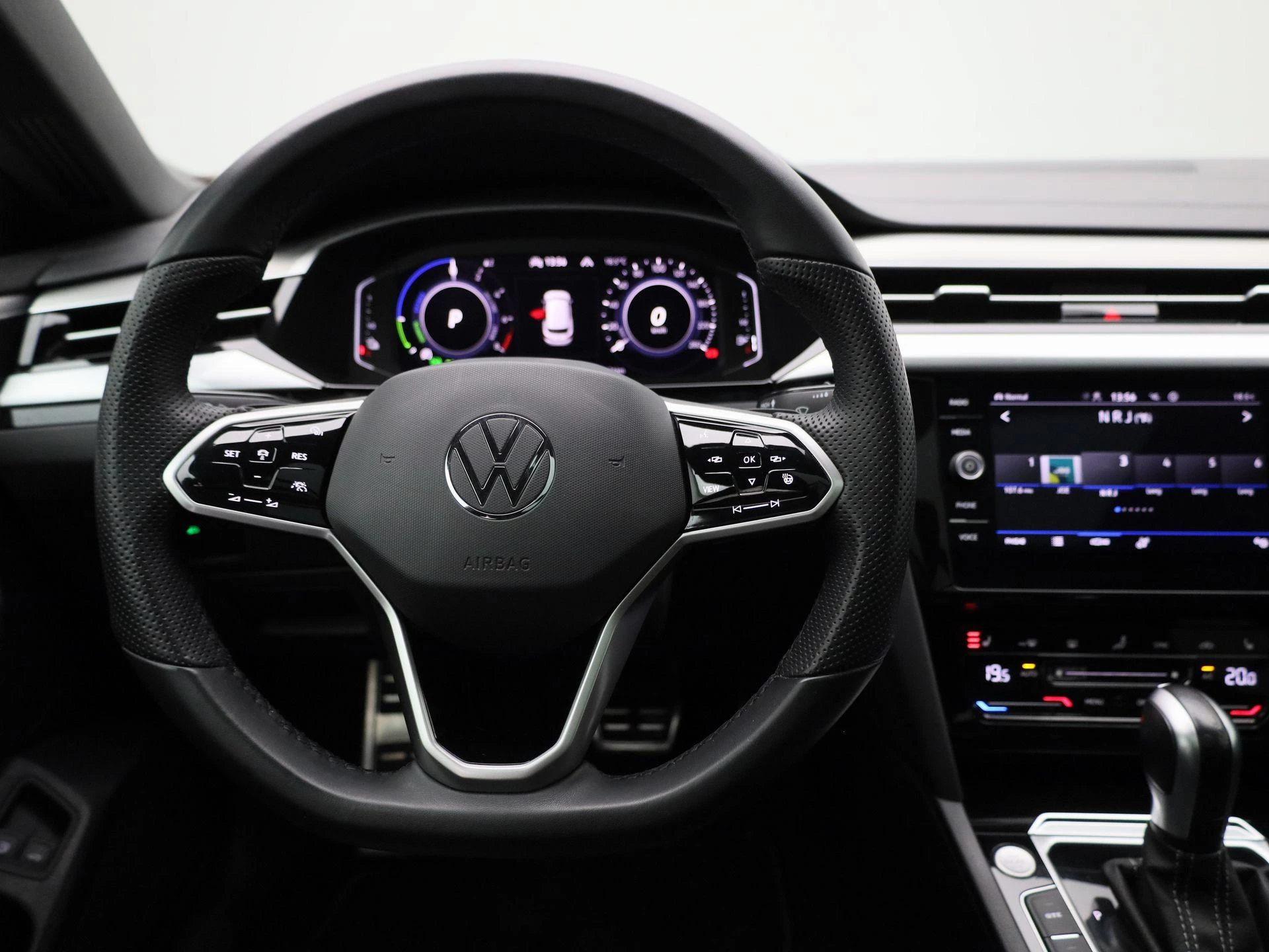 Volkswagen-Arteon-image-6