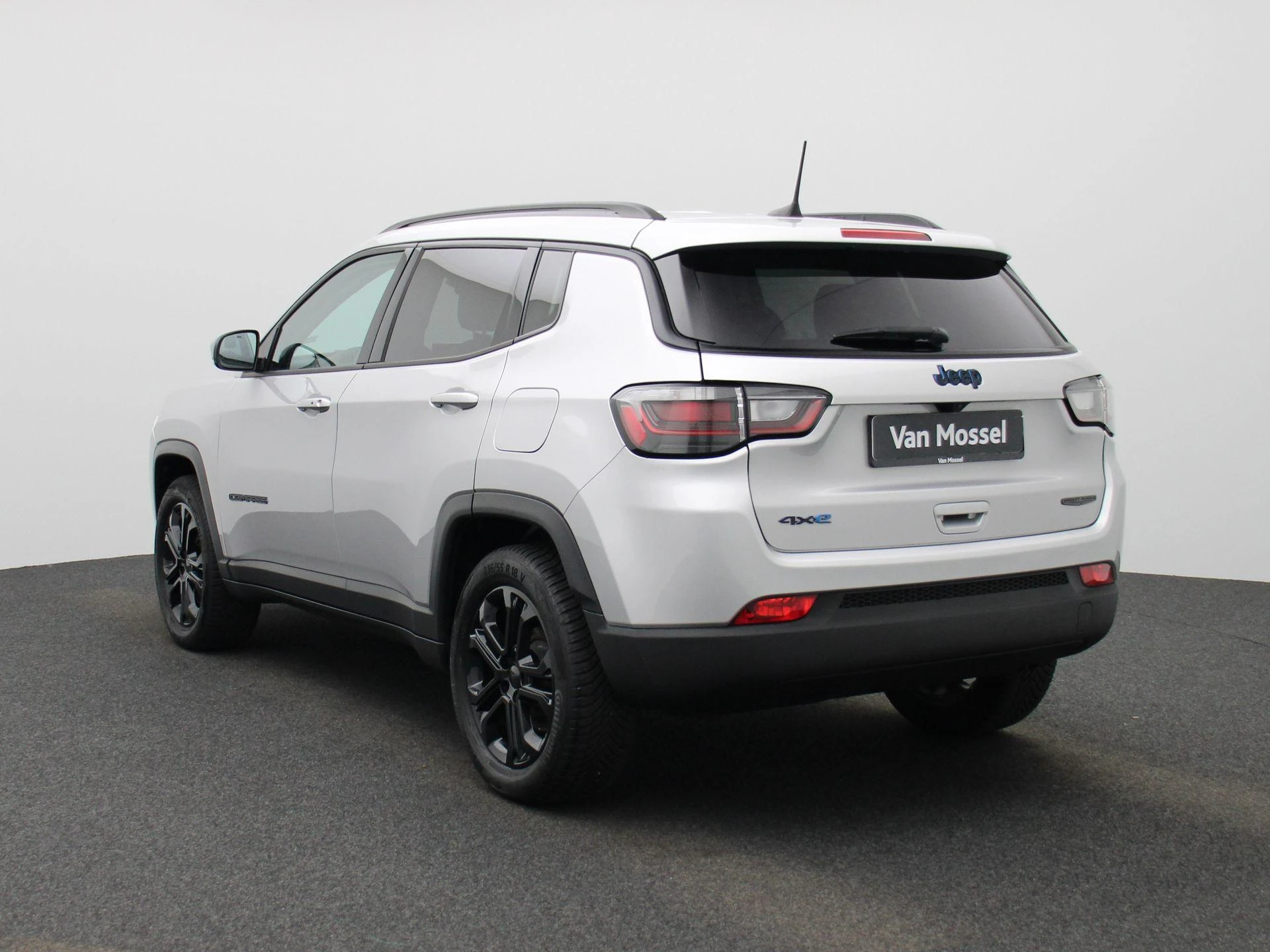Jeep-Compass-image-1