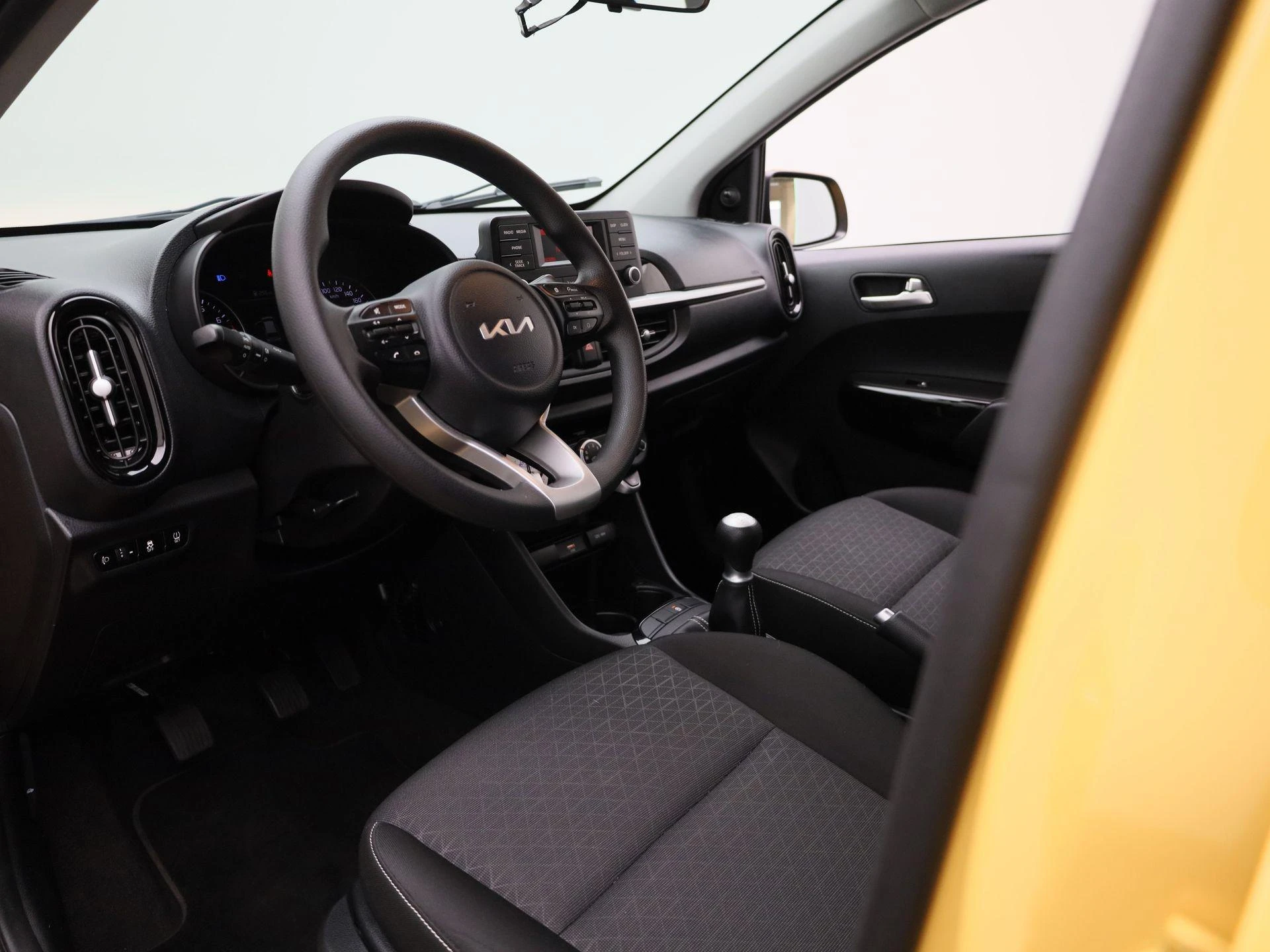 Kia-Picanto-image-14