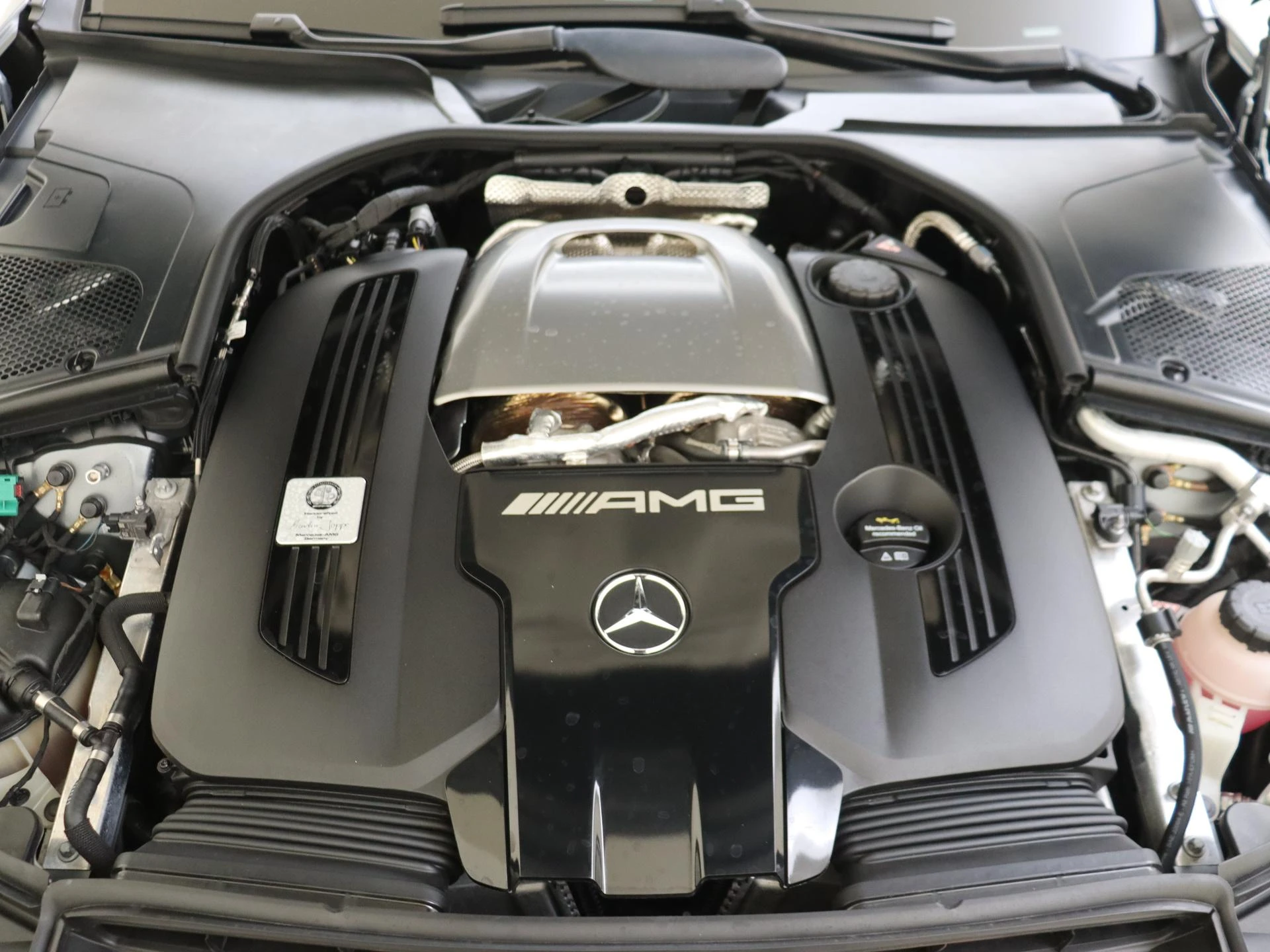 Mercedes-Benz-S-Klasse-image-34