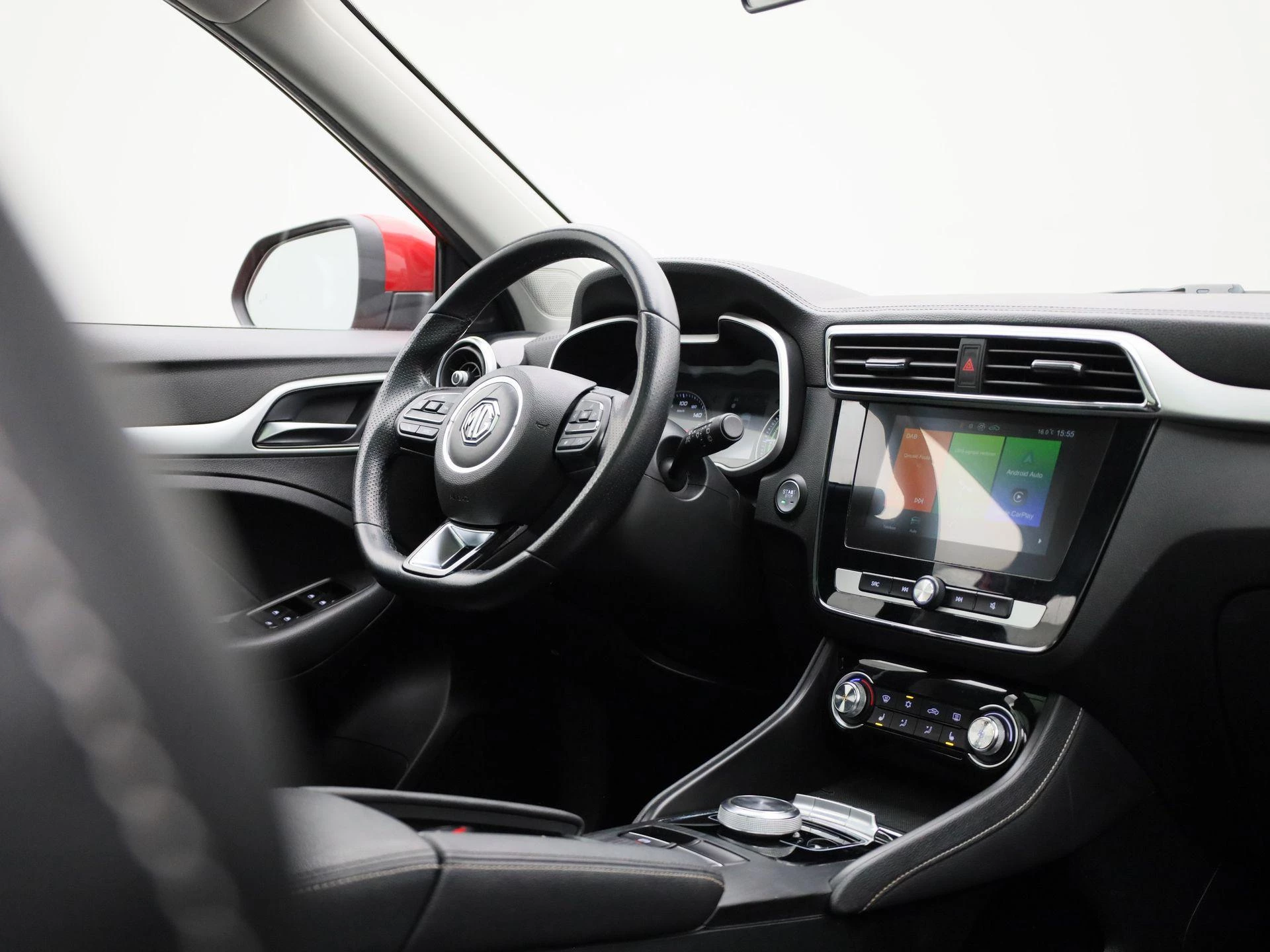 MG-ZS EV-image-36
