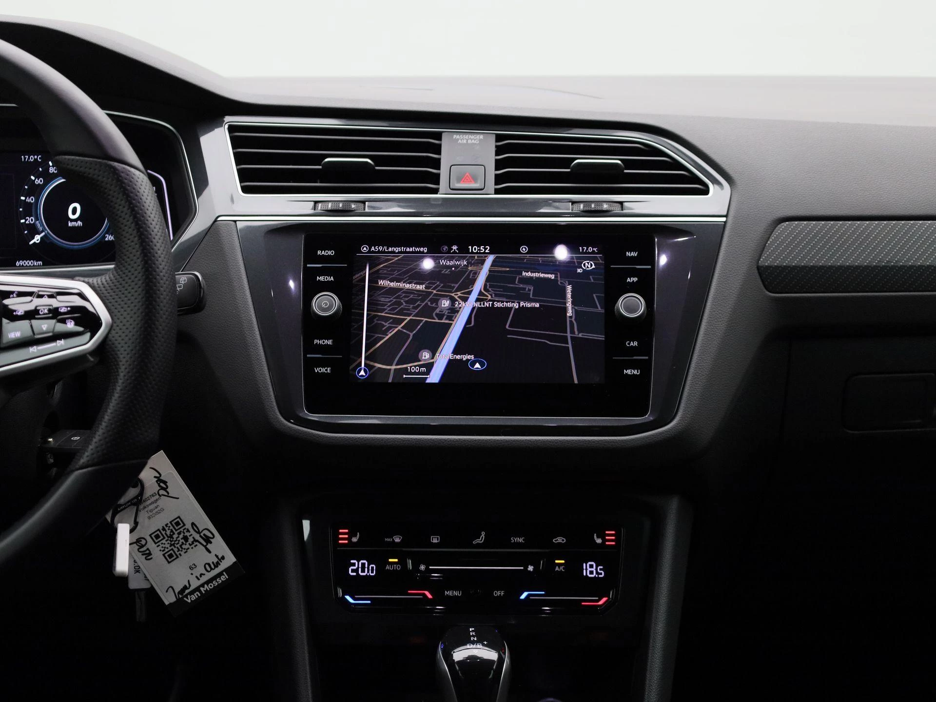 Volkswagen-Tiguan-image-8