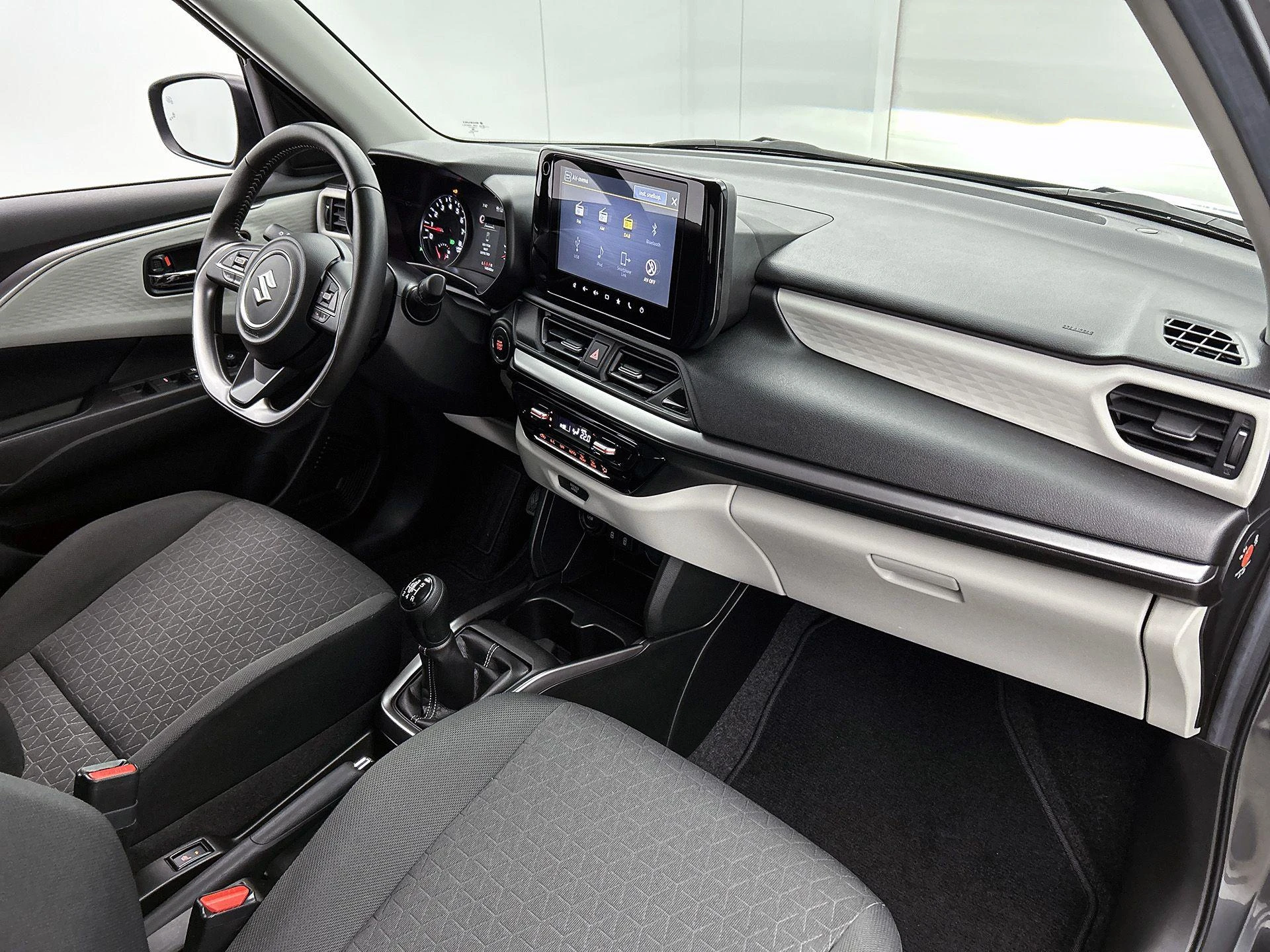 Suzuki-Swift-image-21