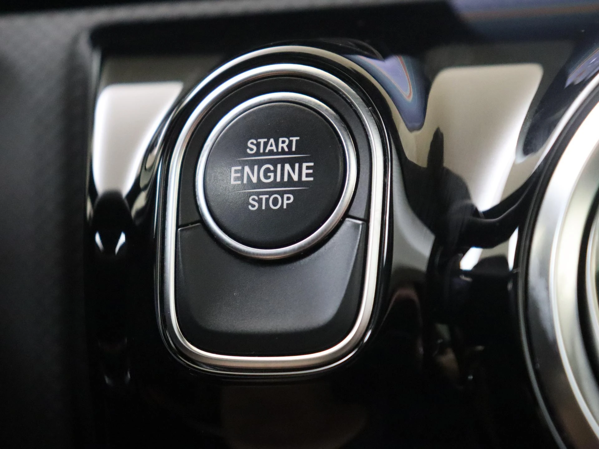 Mercedes-Benz-A-Klasse-image-20