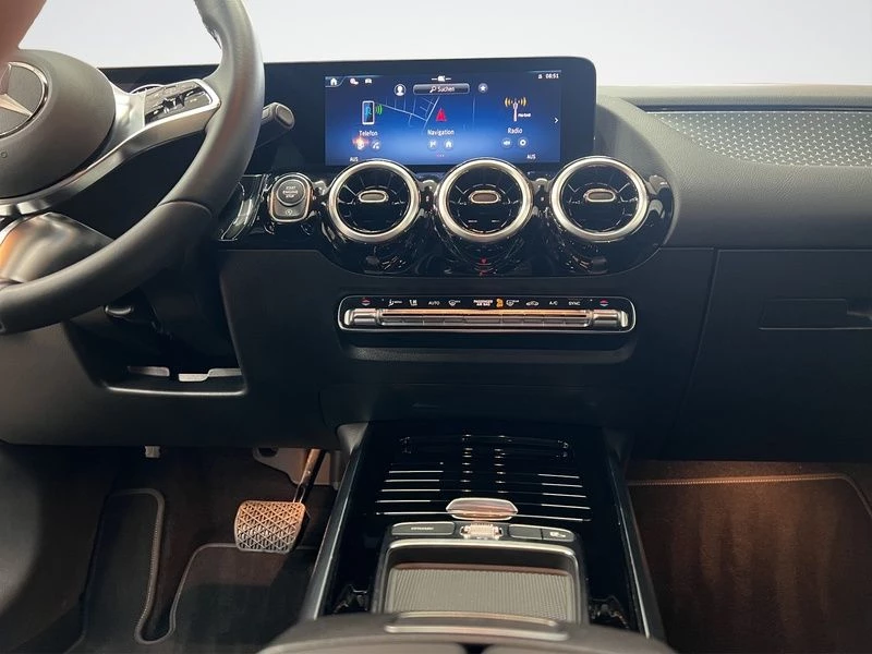 Mercedes-Benz GLA 200 PROGRESSIVE AHK MBUX KLIMA NAVI SHZ Progressive