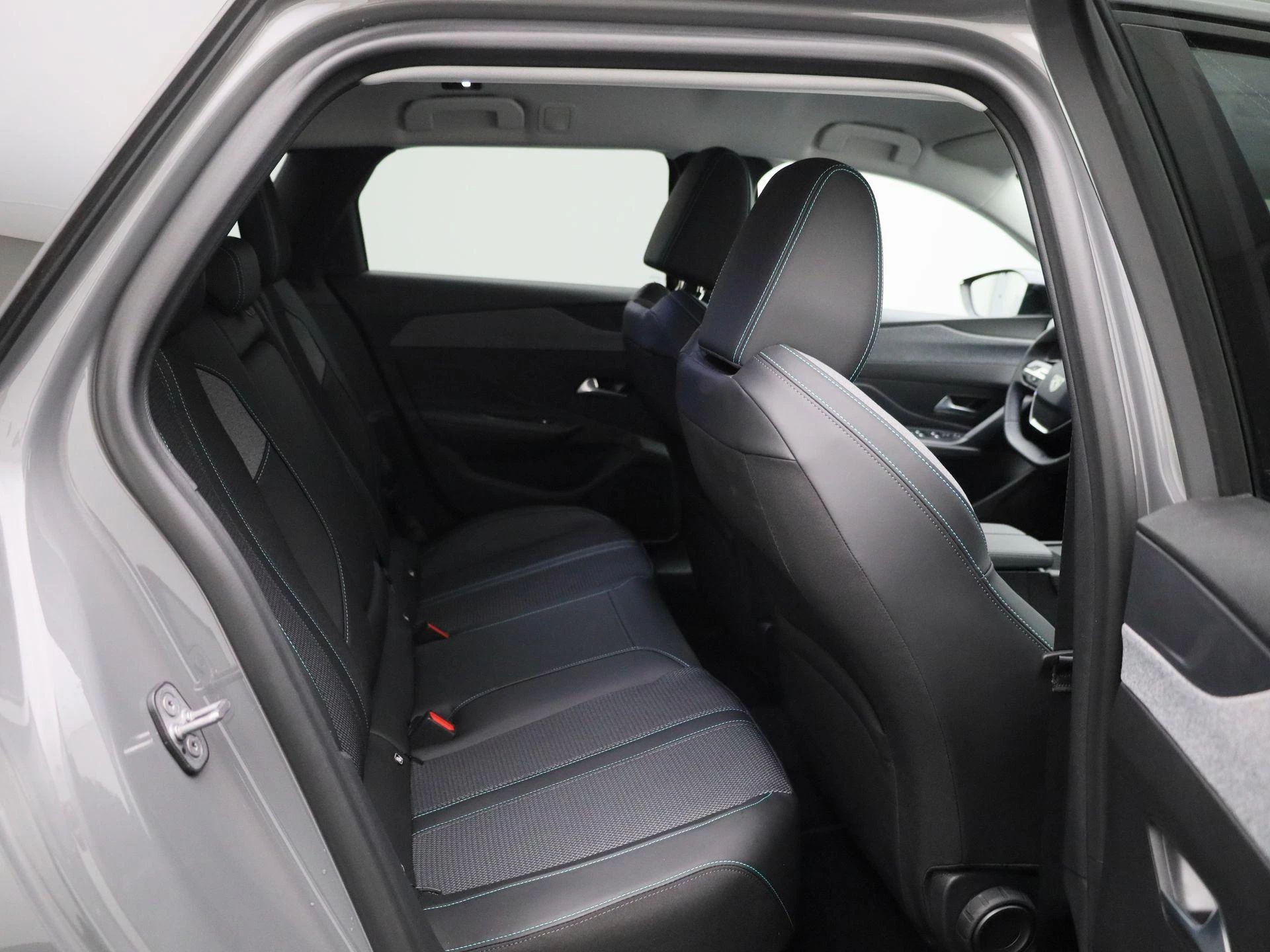 Peugeot e-308 SW e-308 156 Allure