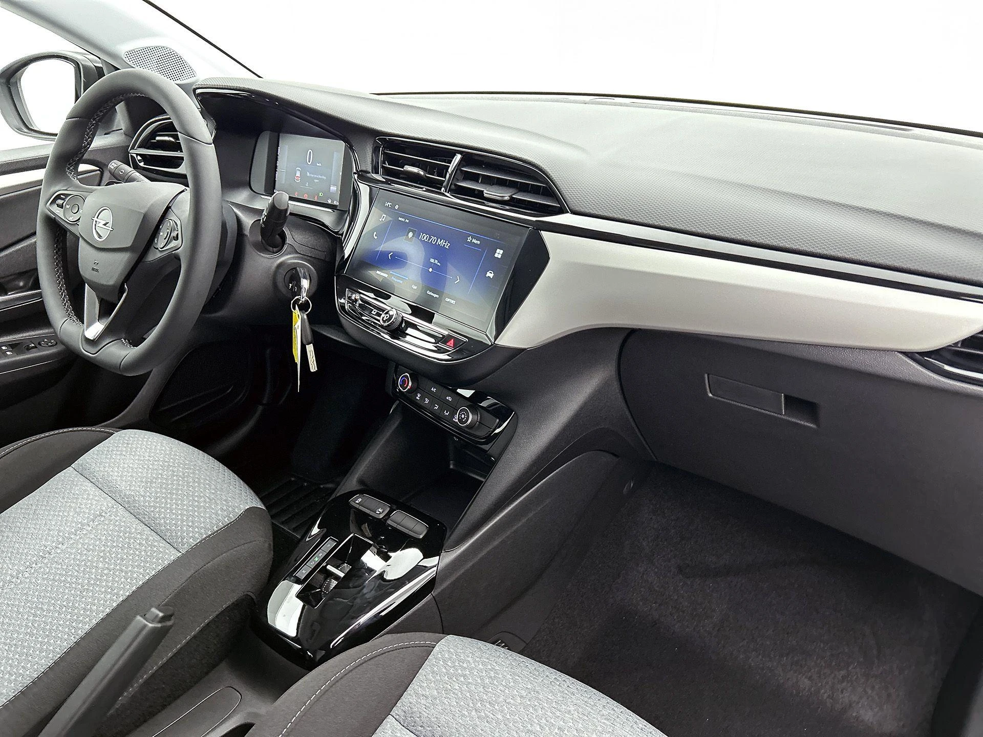 Opel-Corsa-image-20