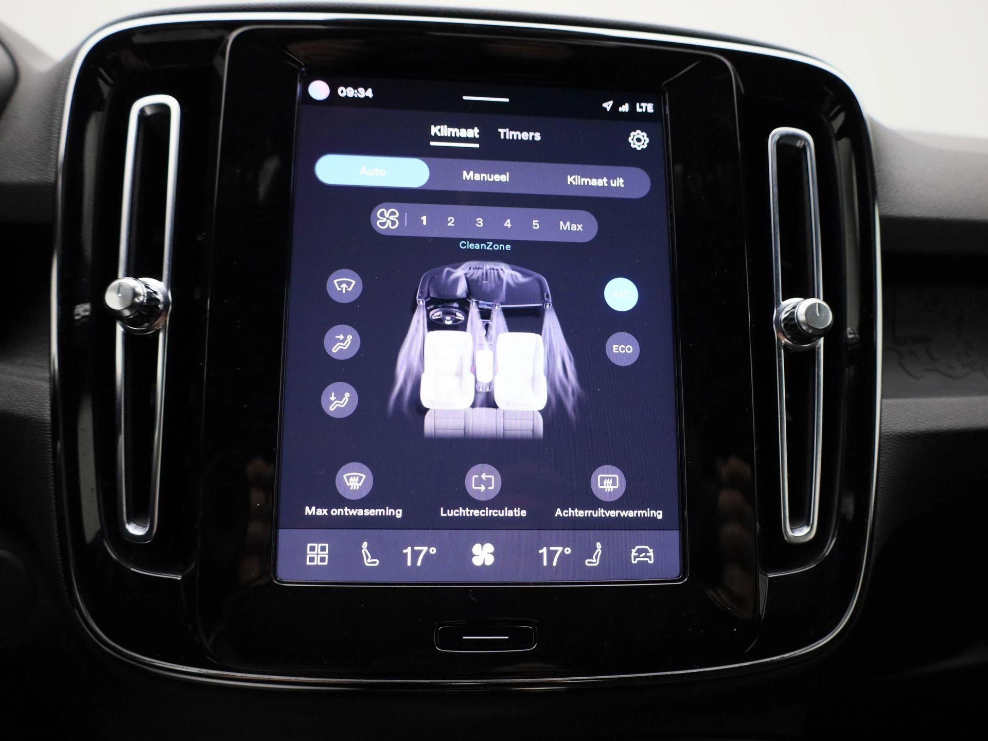 Volvo XC40 Recharge Core