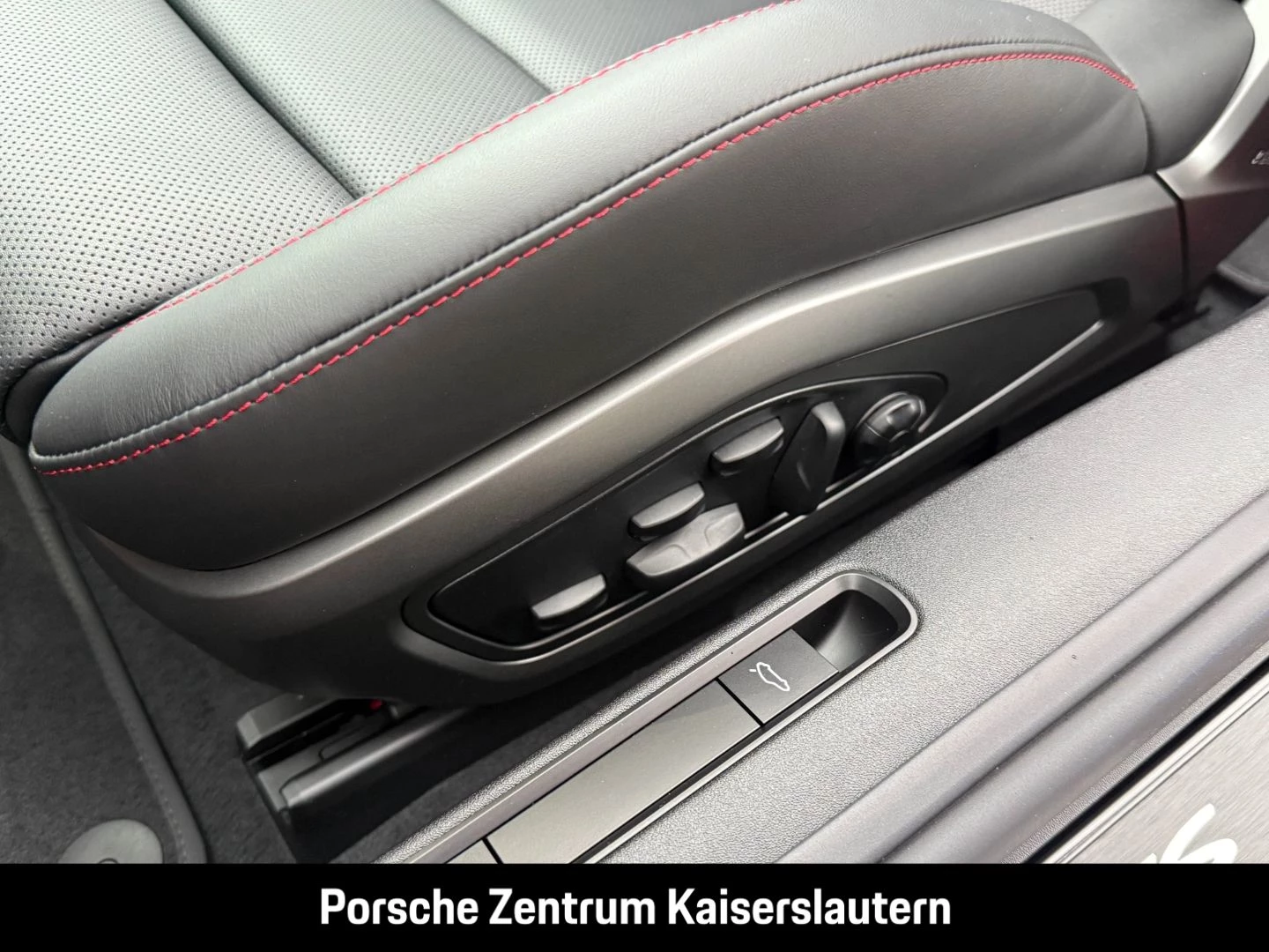 Porsche 911 992 Carrera GTS Cabriolet Liftsystem-VA BOSE carrera gts