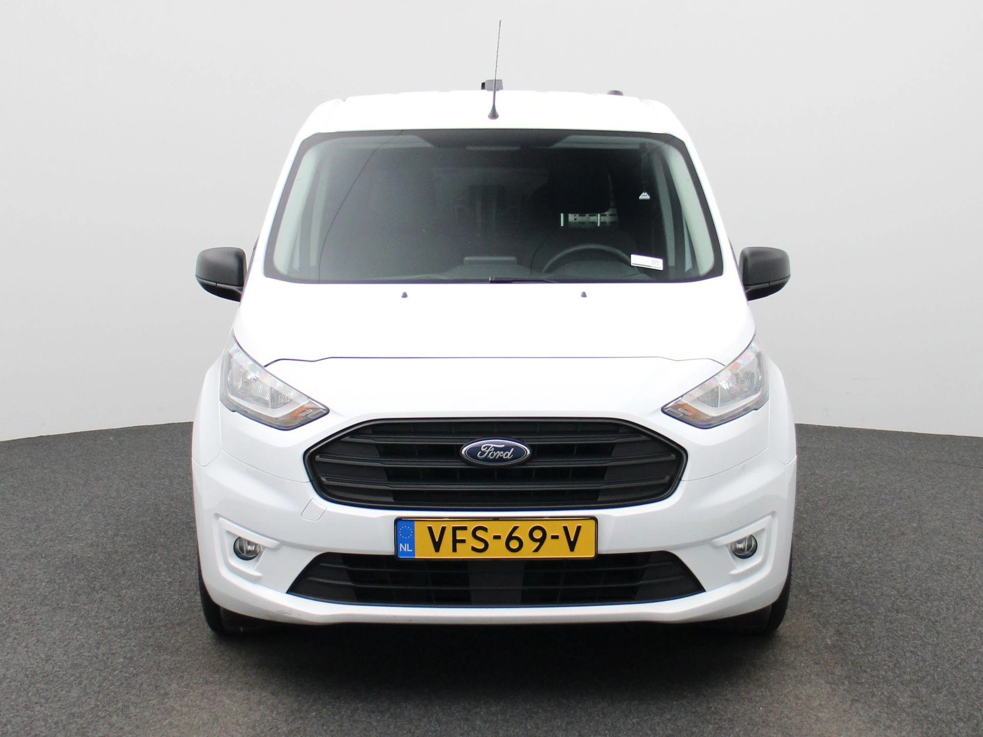 Ford-Transit Connect-image-2