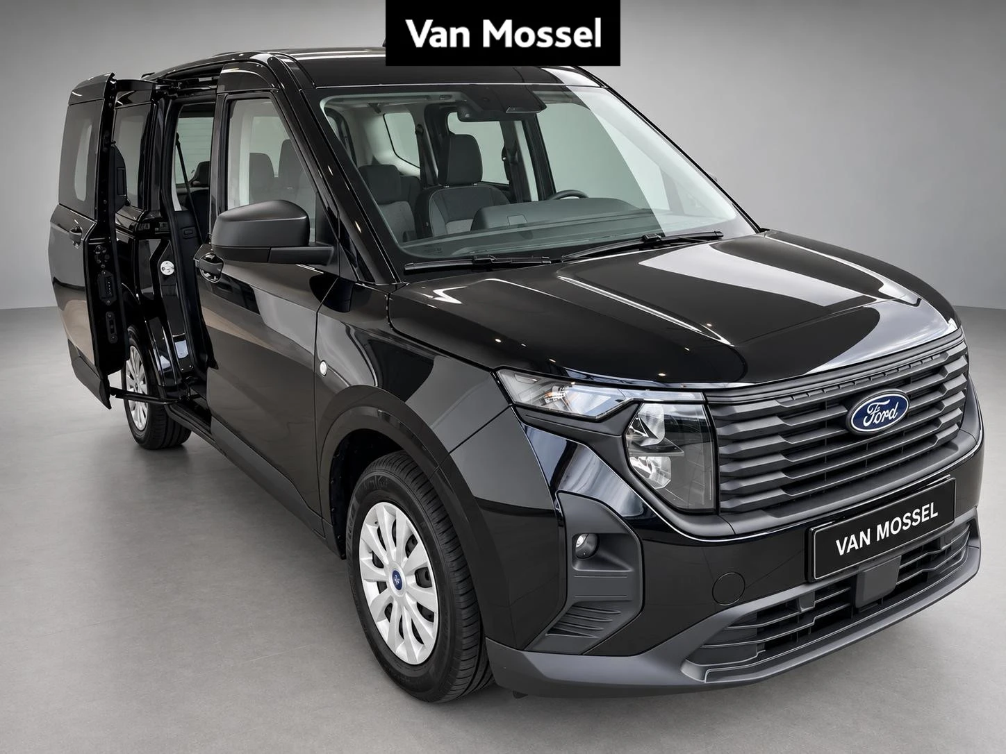 Ford-Tourneo Courier-image-0