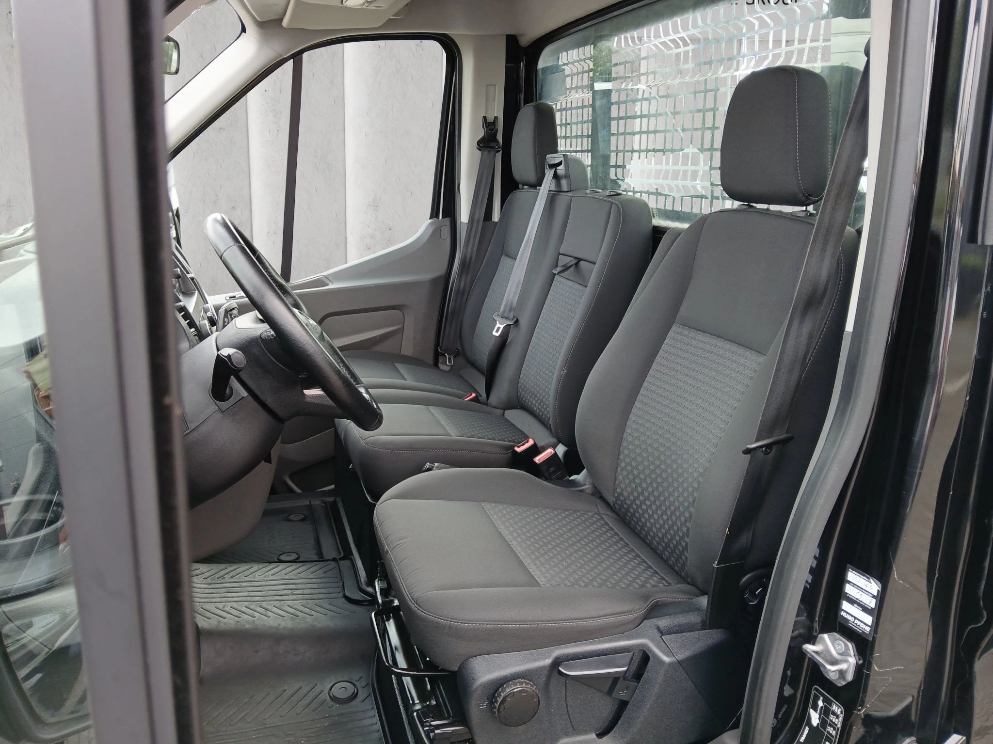 Ford-Transit-image-9