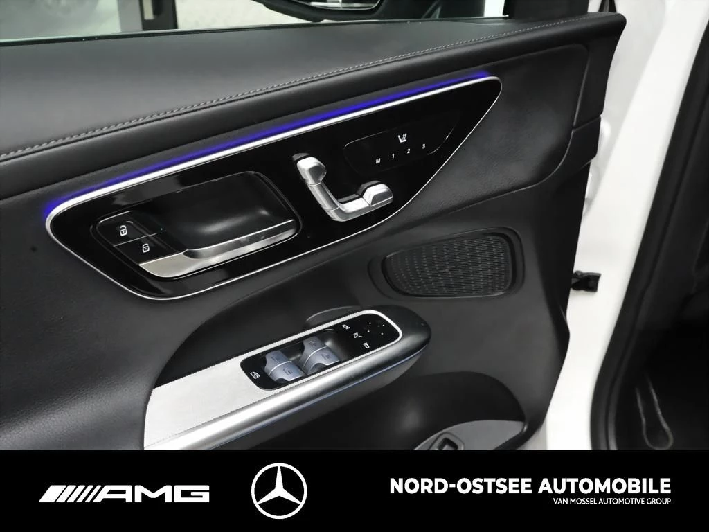 Mercedes-Benz GLC 300 d AMG 4M AHK DISTRONIC MBUX TOTWINKEL AMG Line