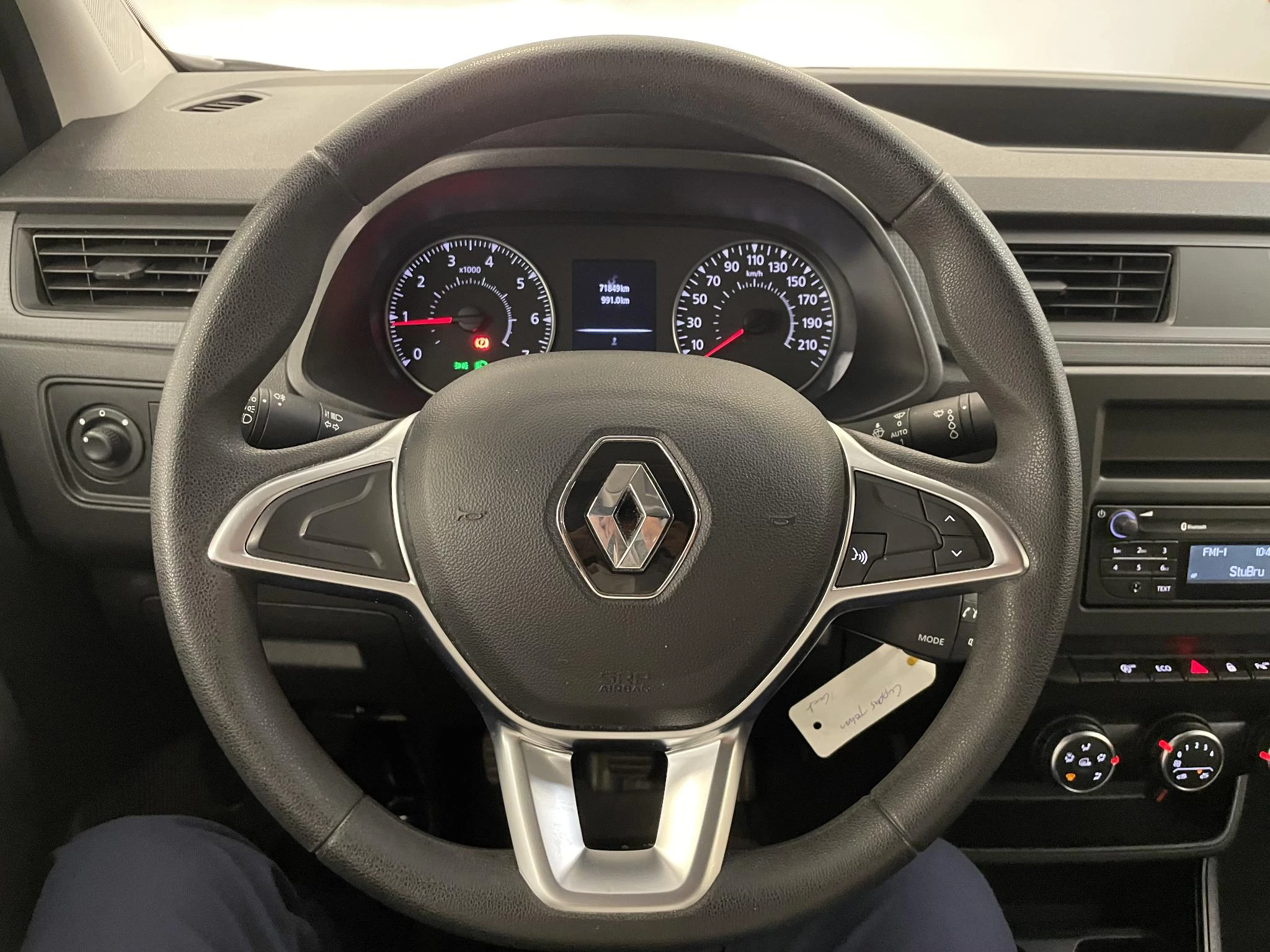 Renault-Express-image-15