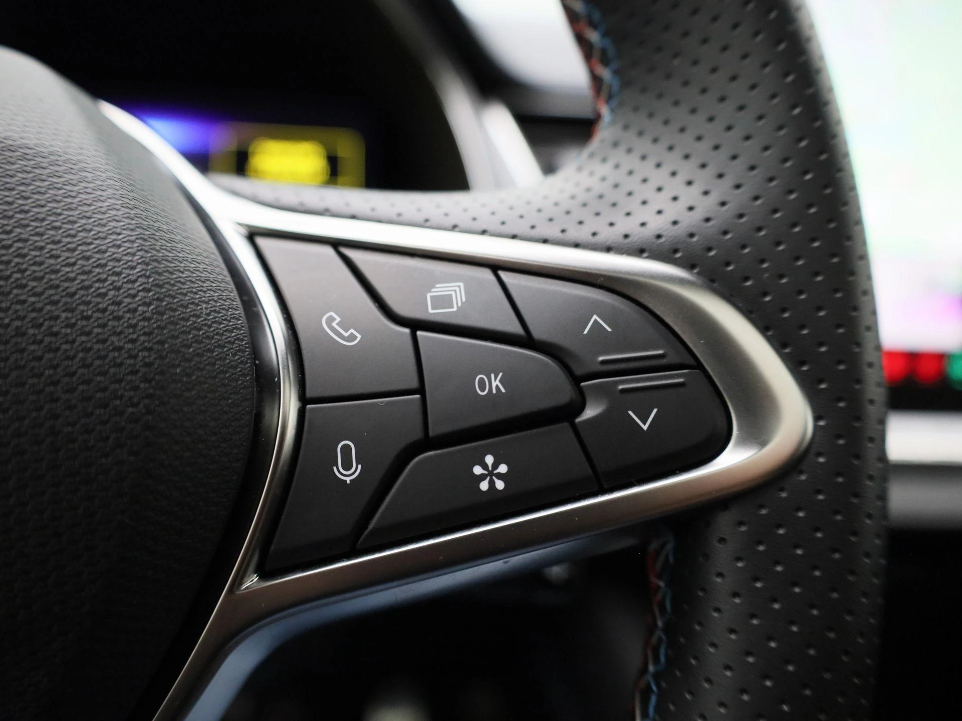 Renault-Captur-image-15