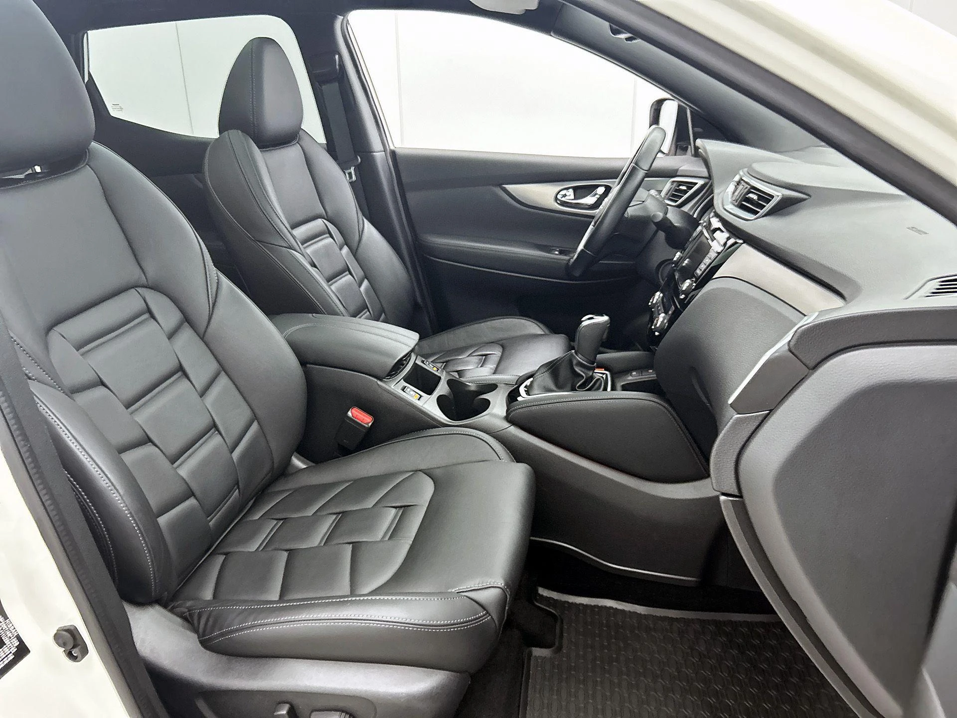 Nissan-QASHQAI-image-39