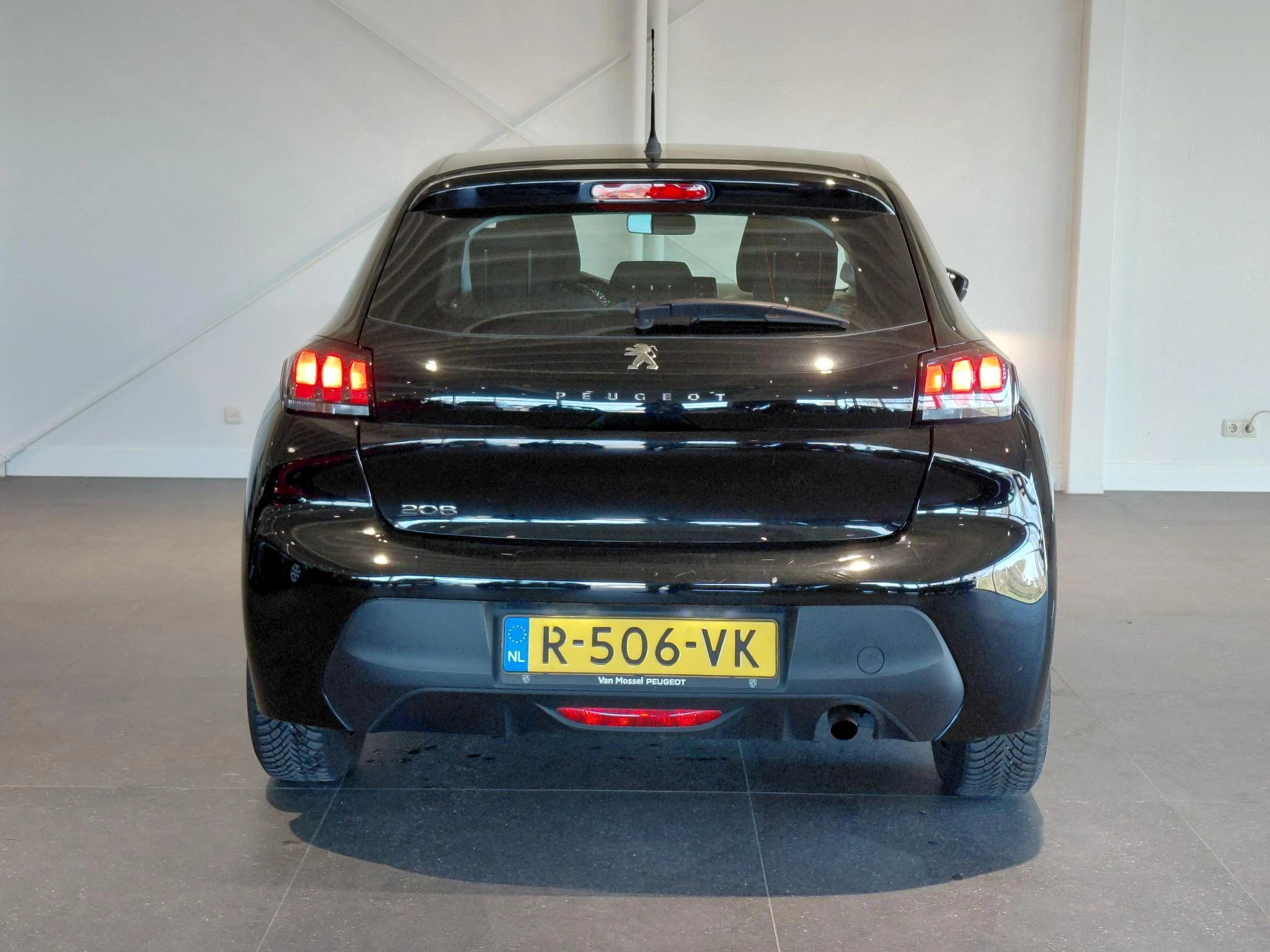 Peugeot-208-image-5