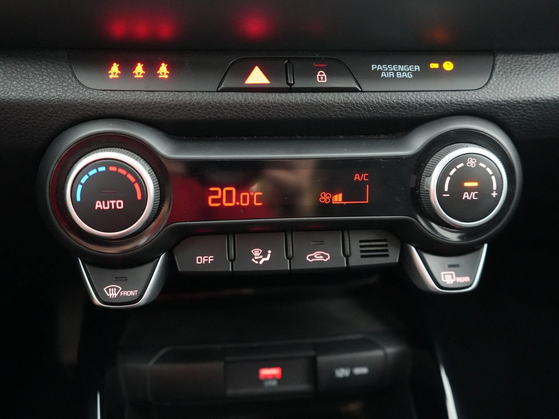 Kia-Stonic-image-16