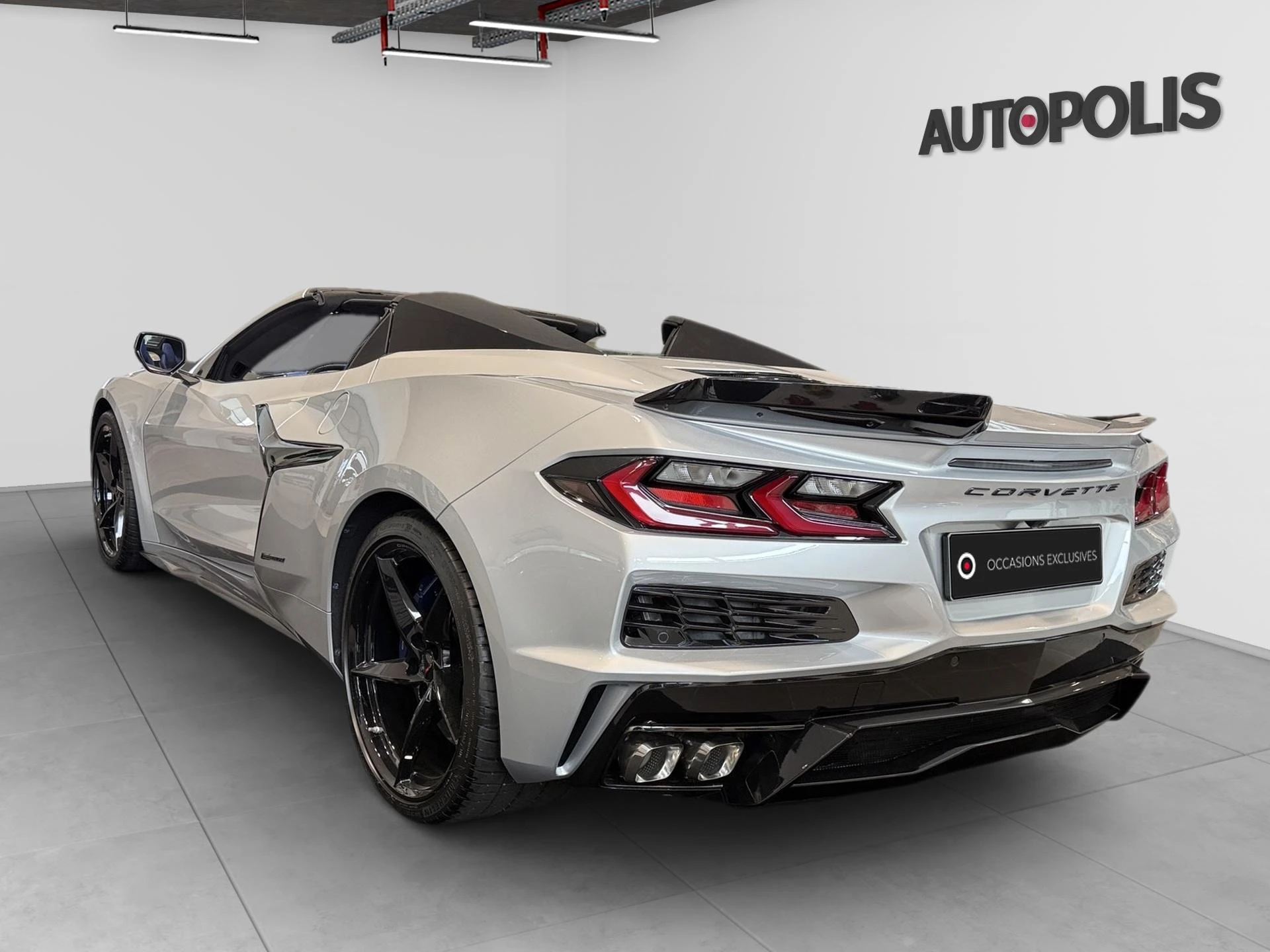 Chevrolet-Corvette-image-17