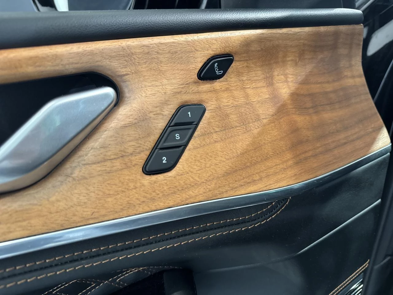 Jeep-Grand Cherokee-image-15