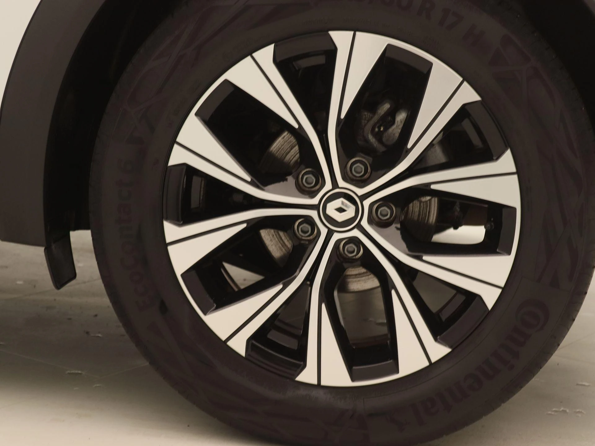 Renault-Captur-image-15