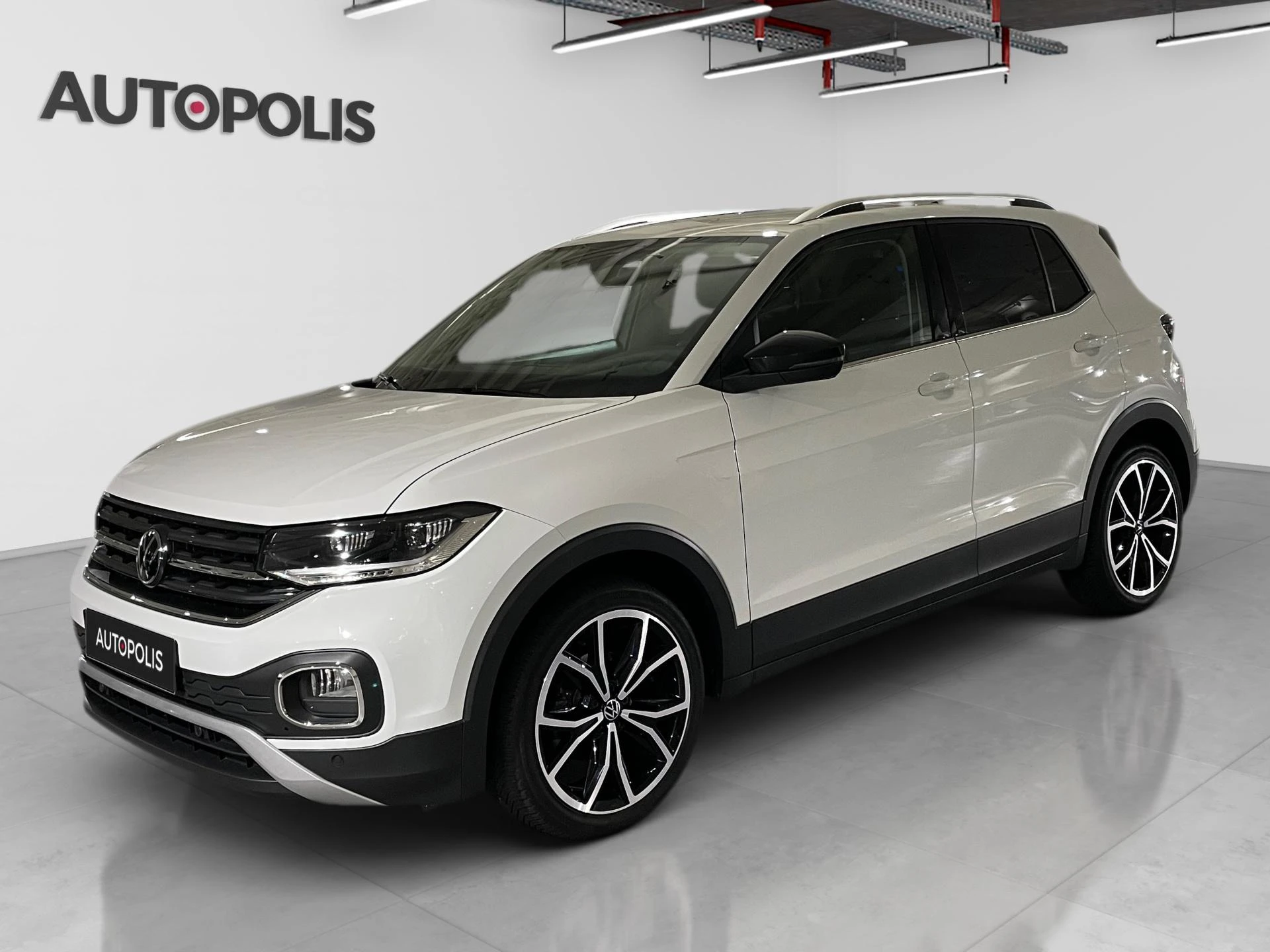 Volkswagen-T-Cross-image-0