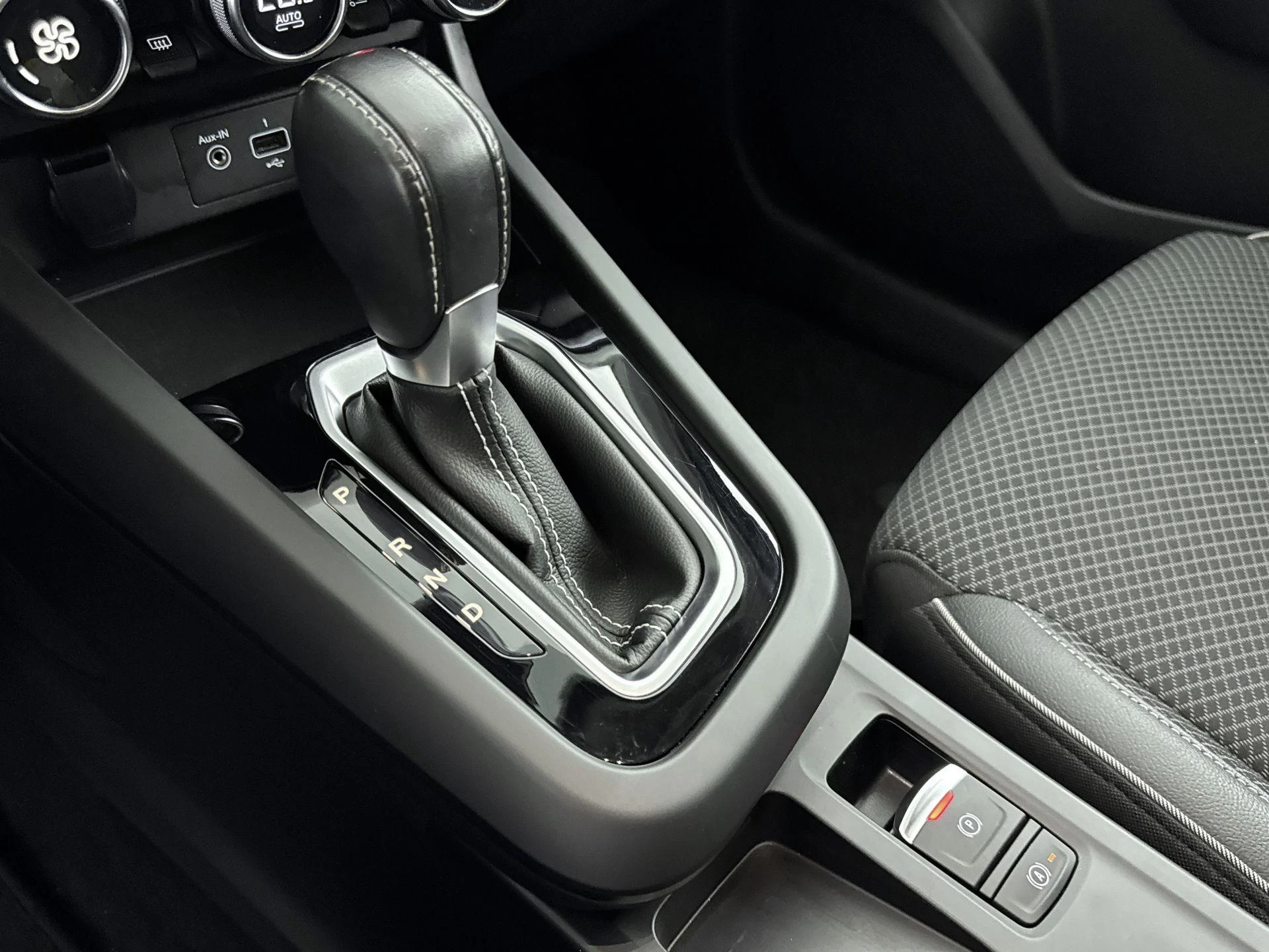 Renault-Arkana-image-12