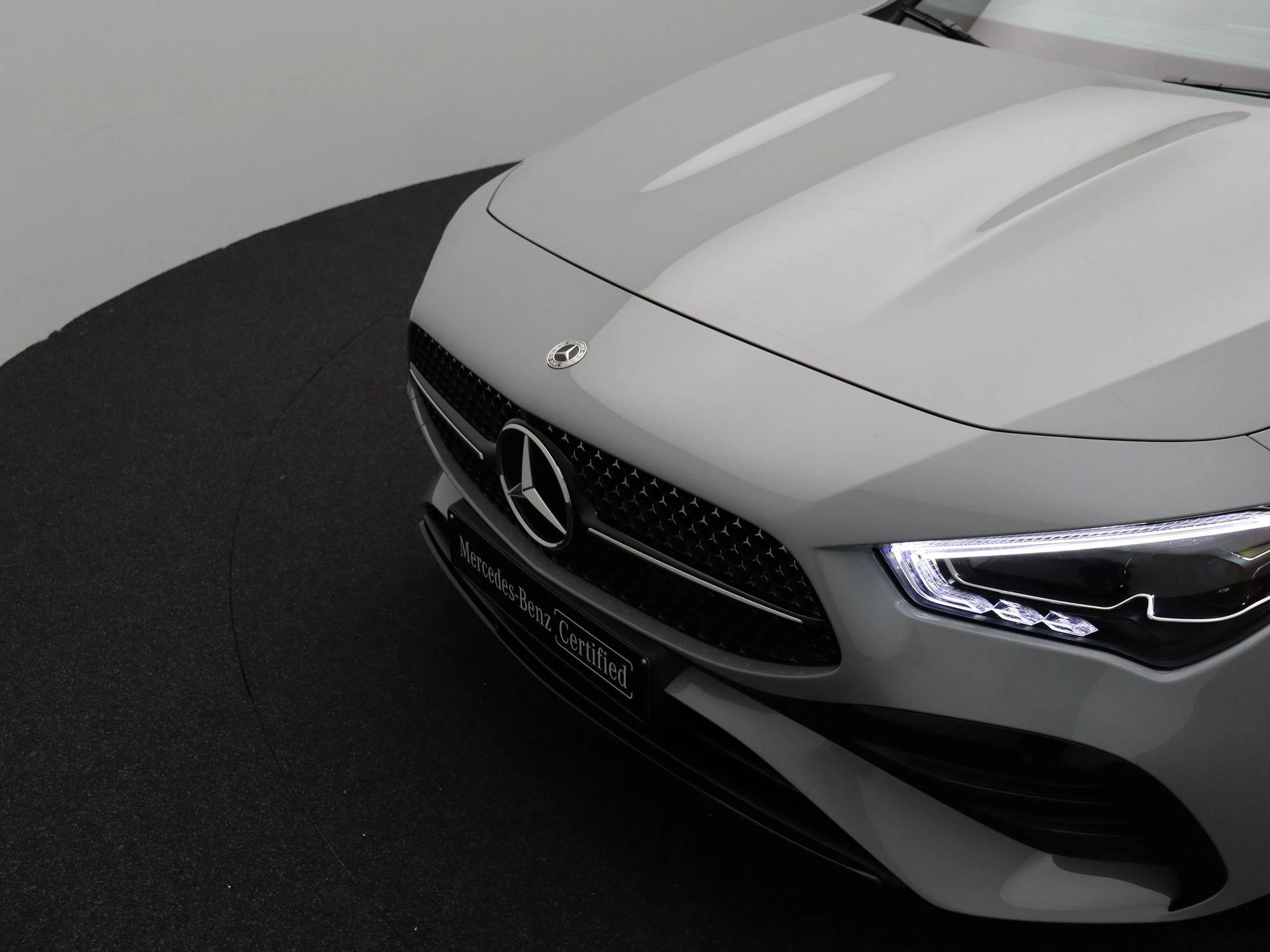 Mercedes-Benz-CLA-image-29