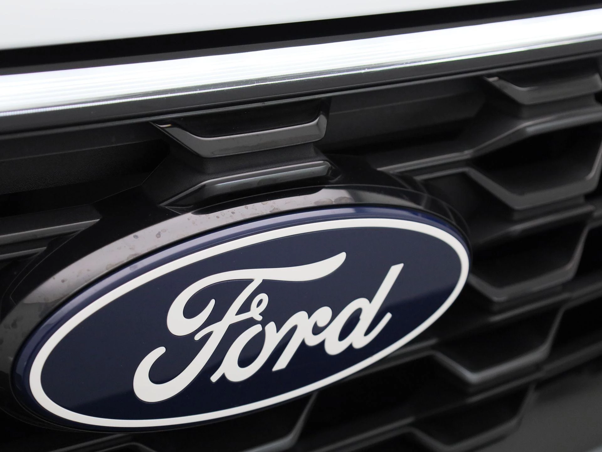 Ford-Kuga-image-35