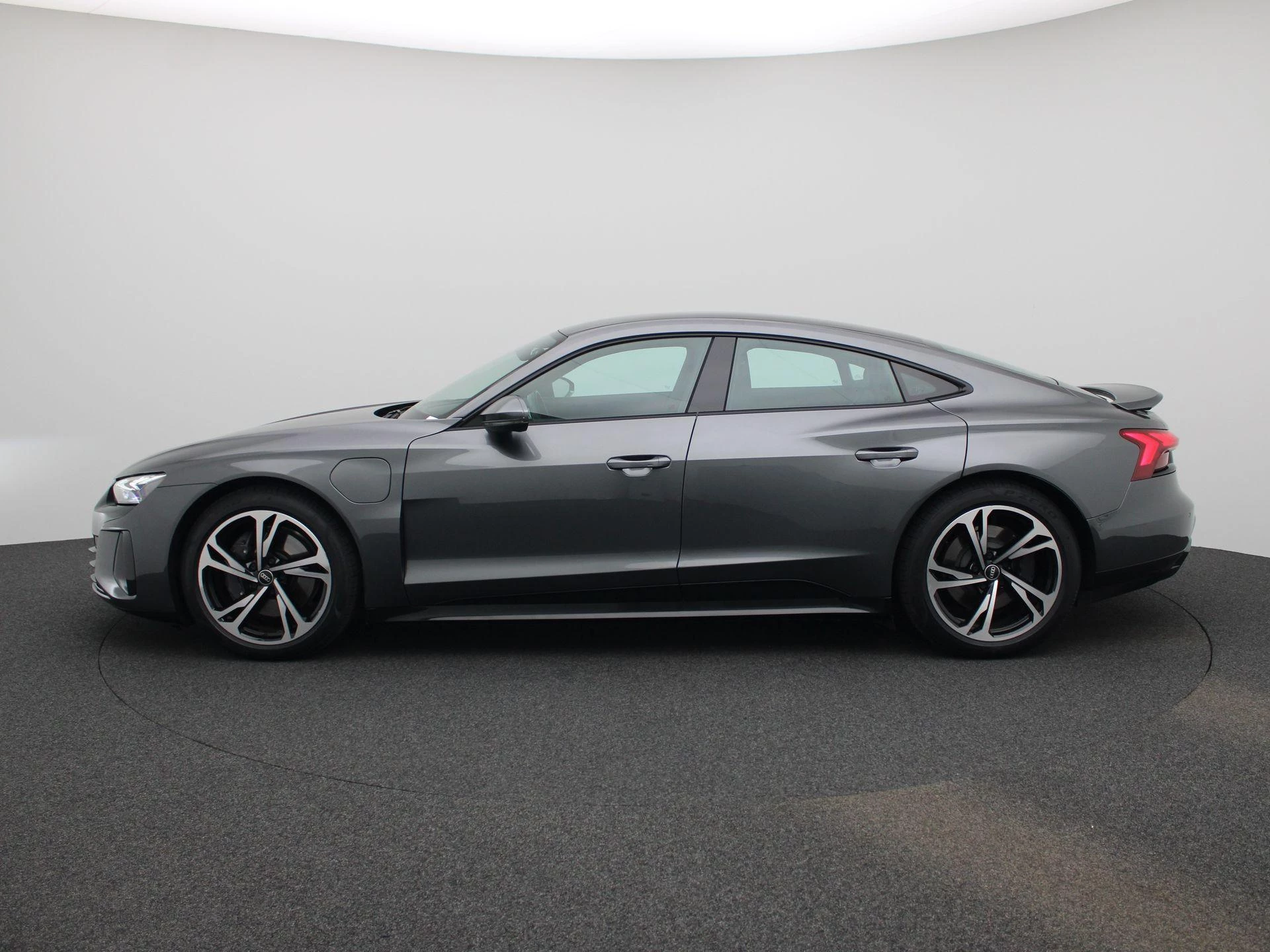 Audi e-tron GT 93 kWh 476 PK