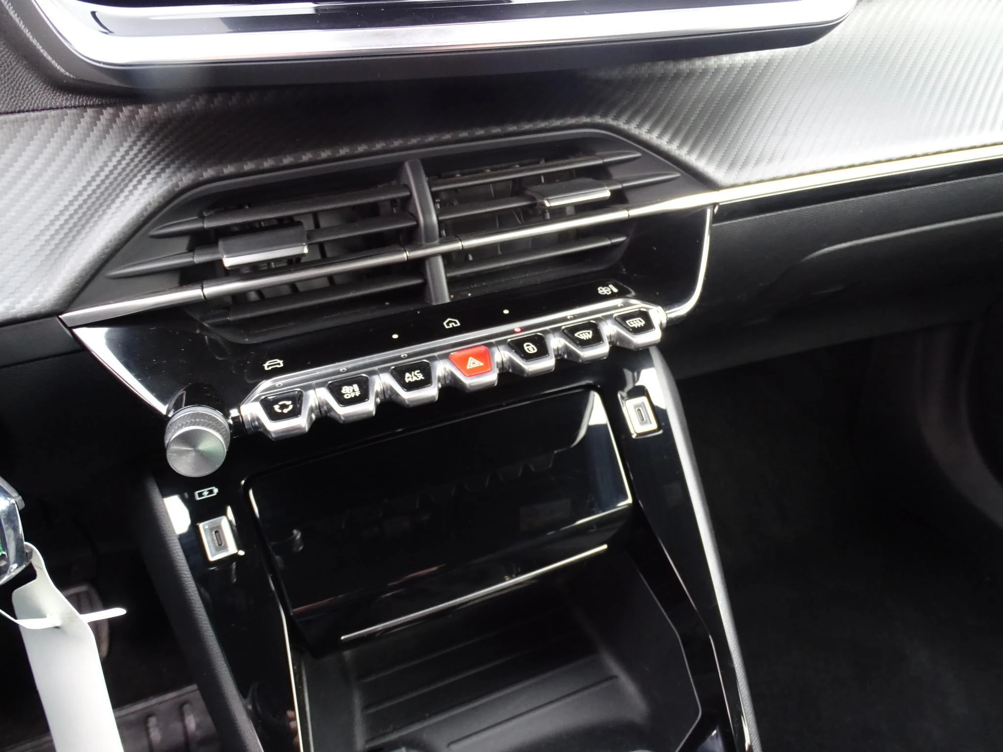 Peugeot 2008 1.2T Allure VERWACHT