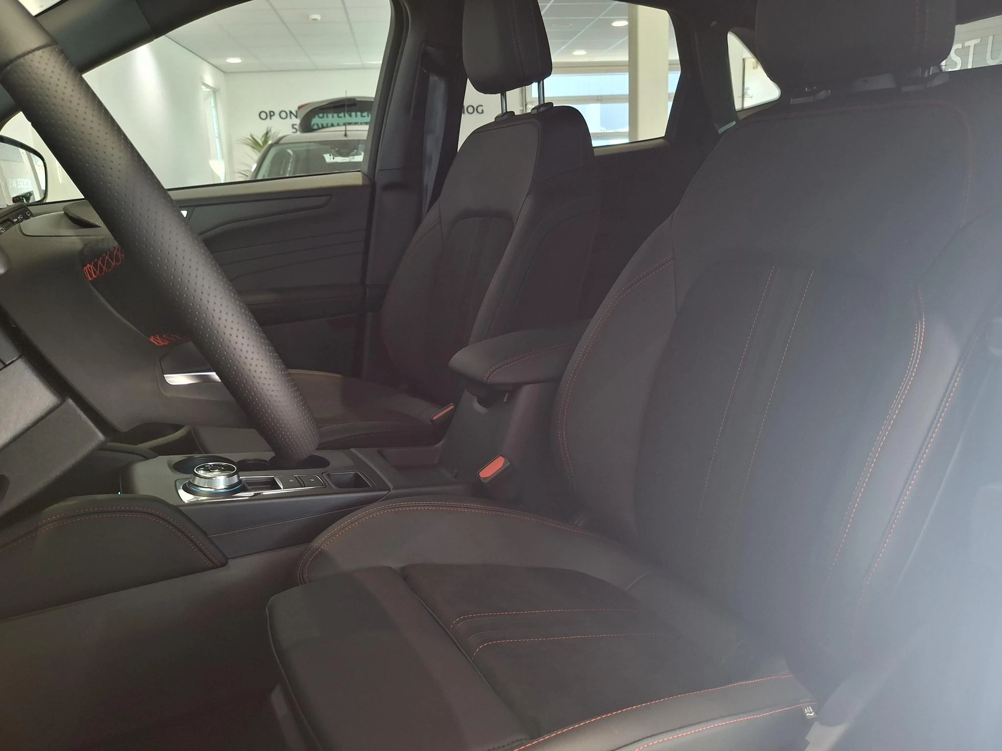 Ford-Kuga-image-9