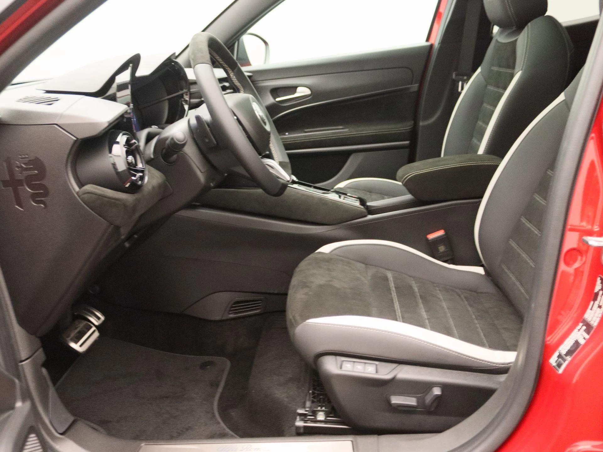 Alfa Romeo Junior 1.2 Turbo Hybrid Ibrida Sport Speciale