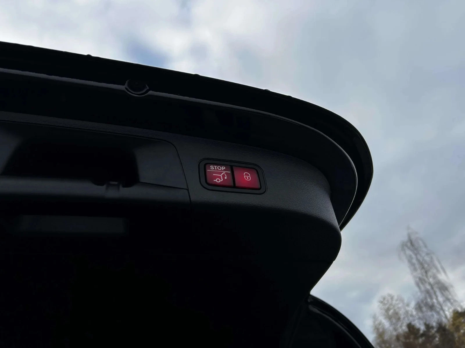 Mercedes-Benz-EQA-image-21