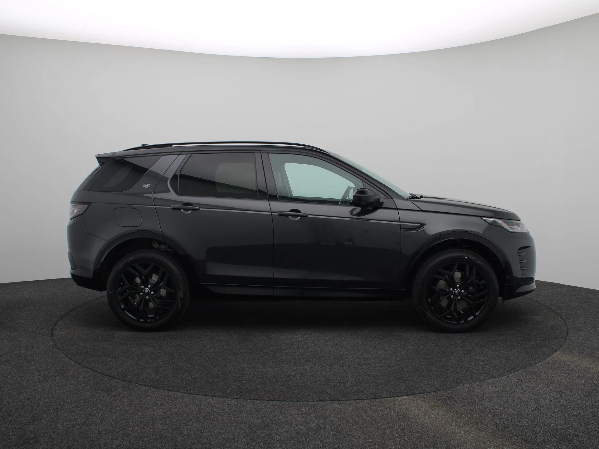 Land Rover-Discovery Sport-image-5