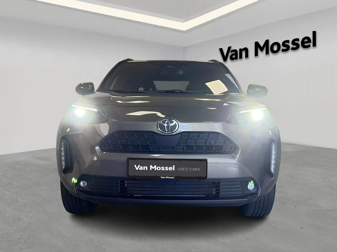 Toyota-Yaris Cross-image-1