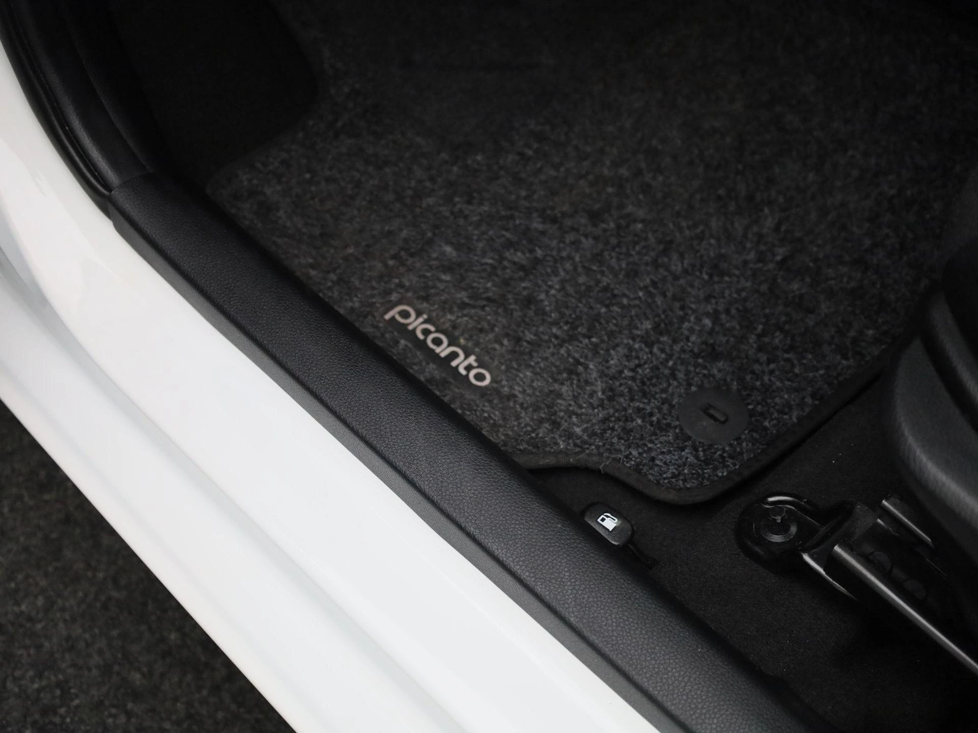 Kia-Picanto-image-24