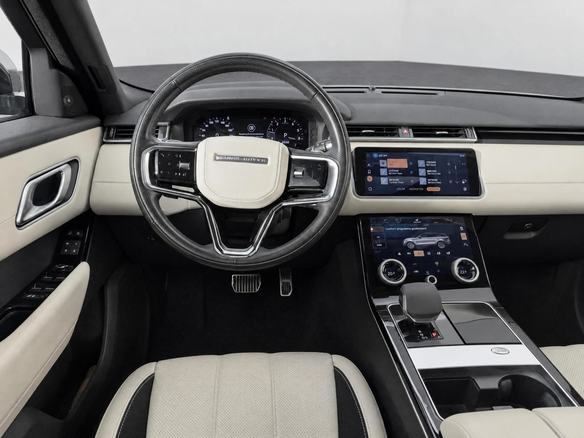 Land Rover-Range Rover Velar-image-13