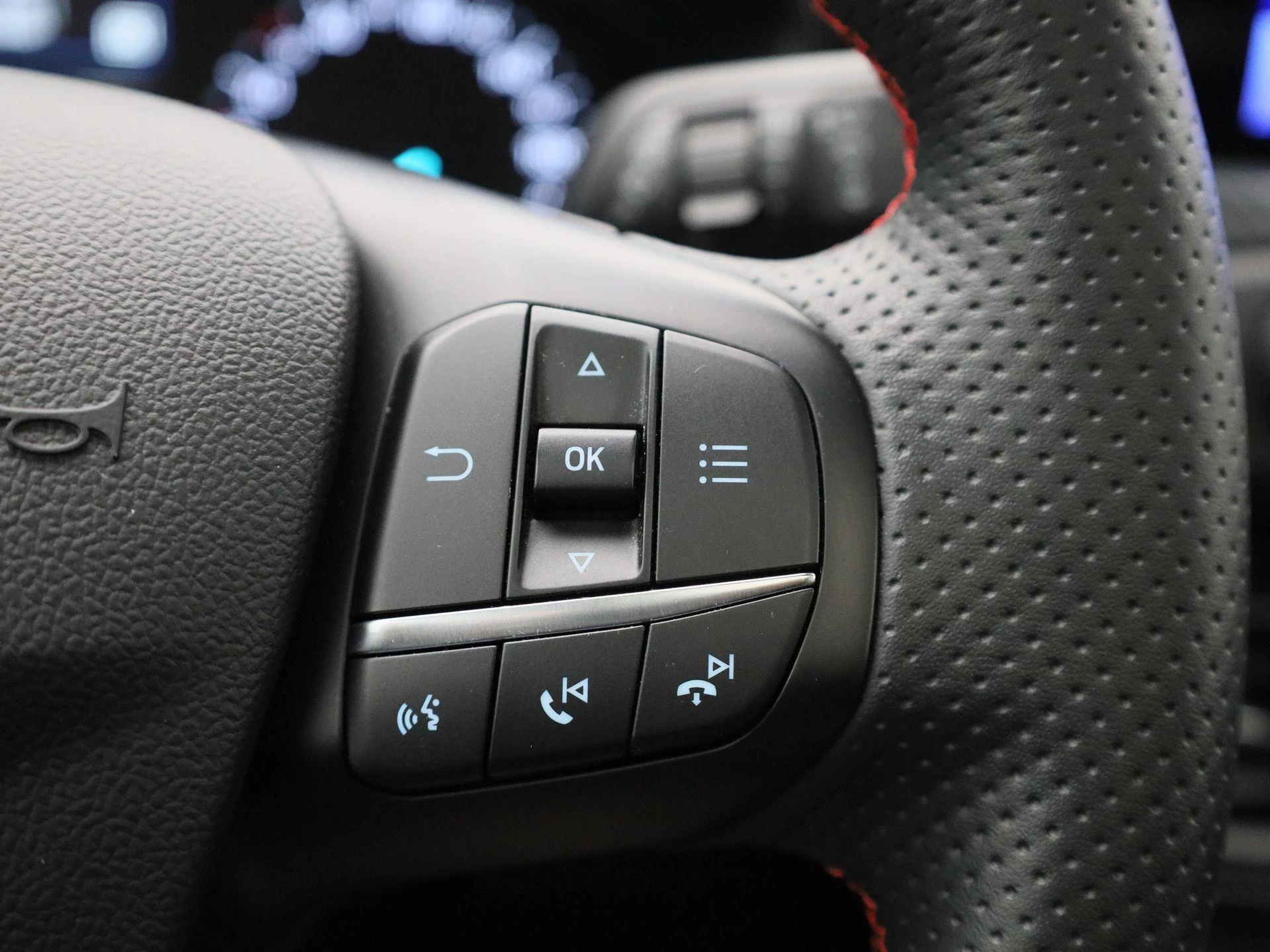 Ford Focus 1.0 EcoBoost ST Line Business
