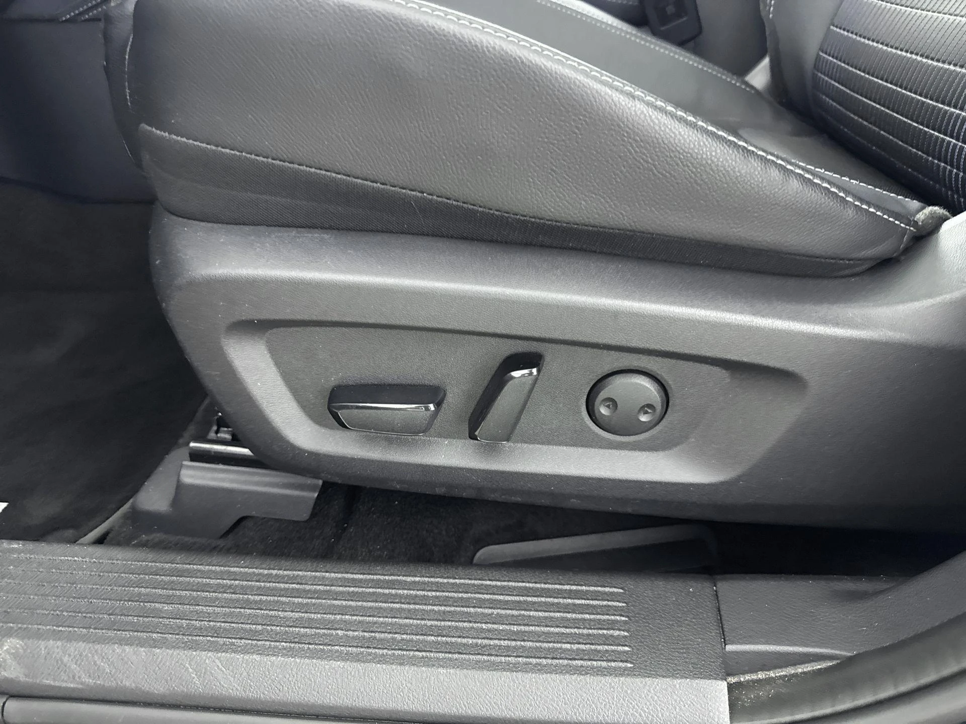 Nissan-QASHQAI-image-14