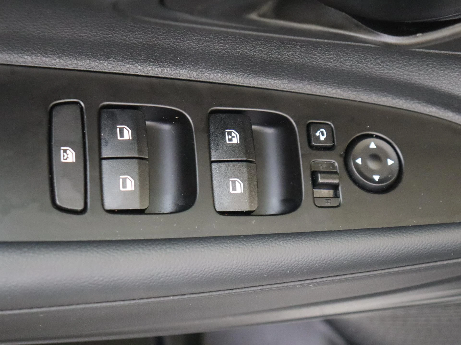 Hyundai-i20-image-22