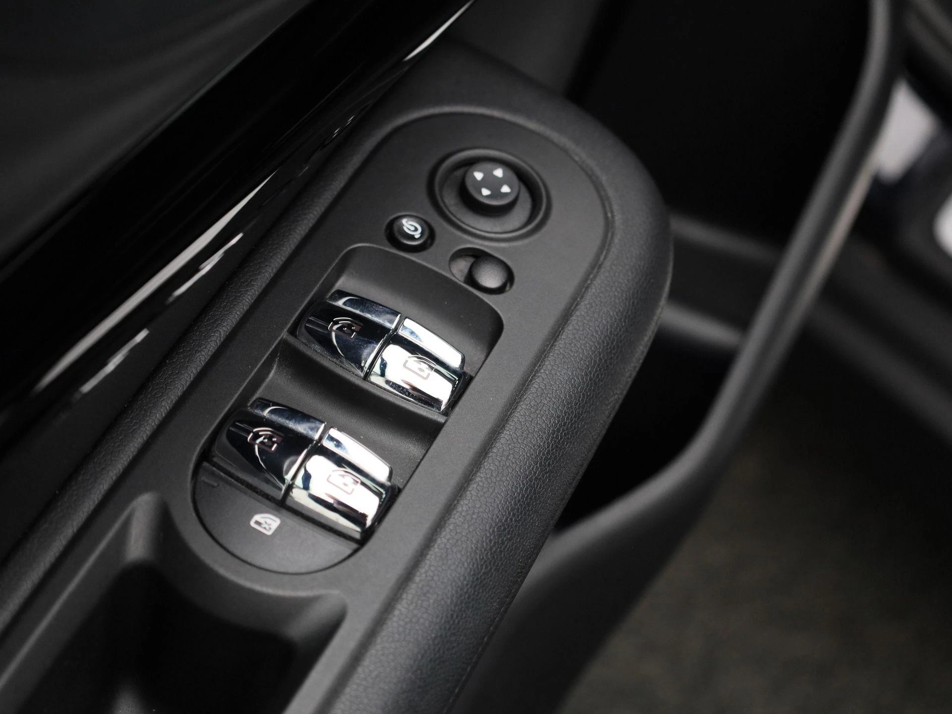 MINI-Clubman-image-29