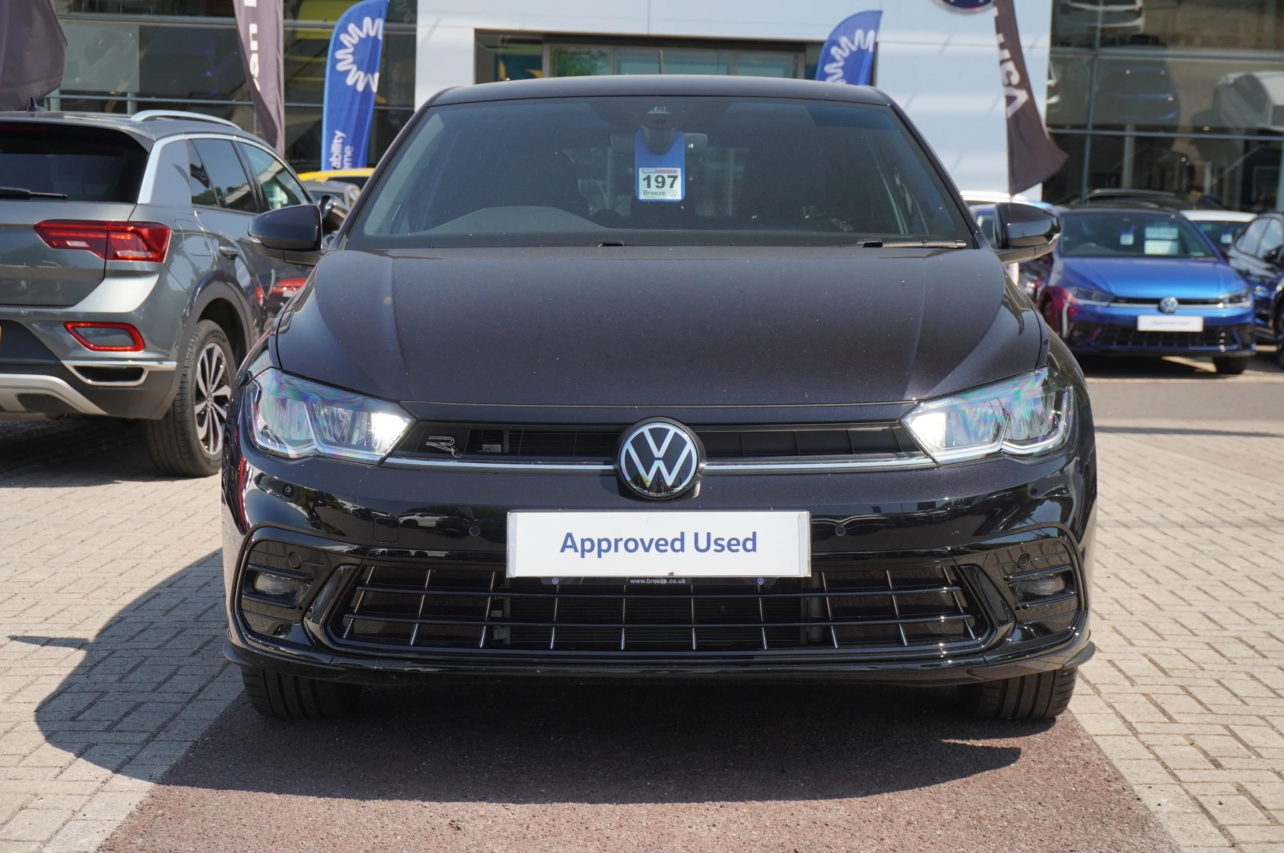 Volkswagen-Polo-image-6